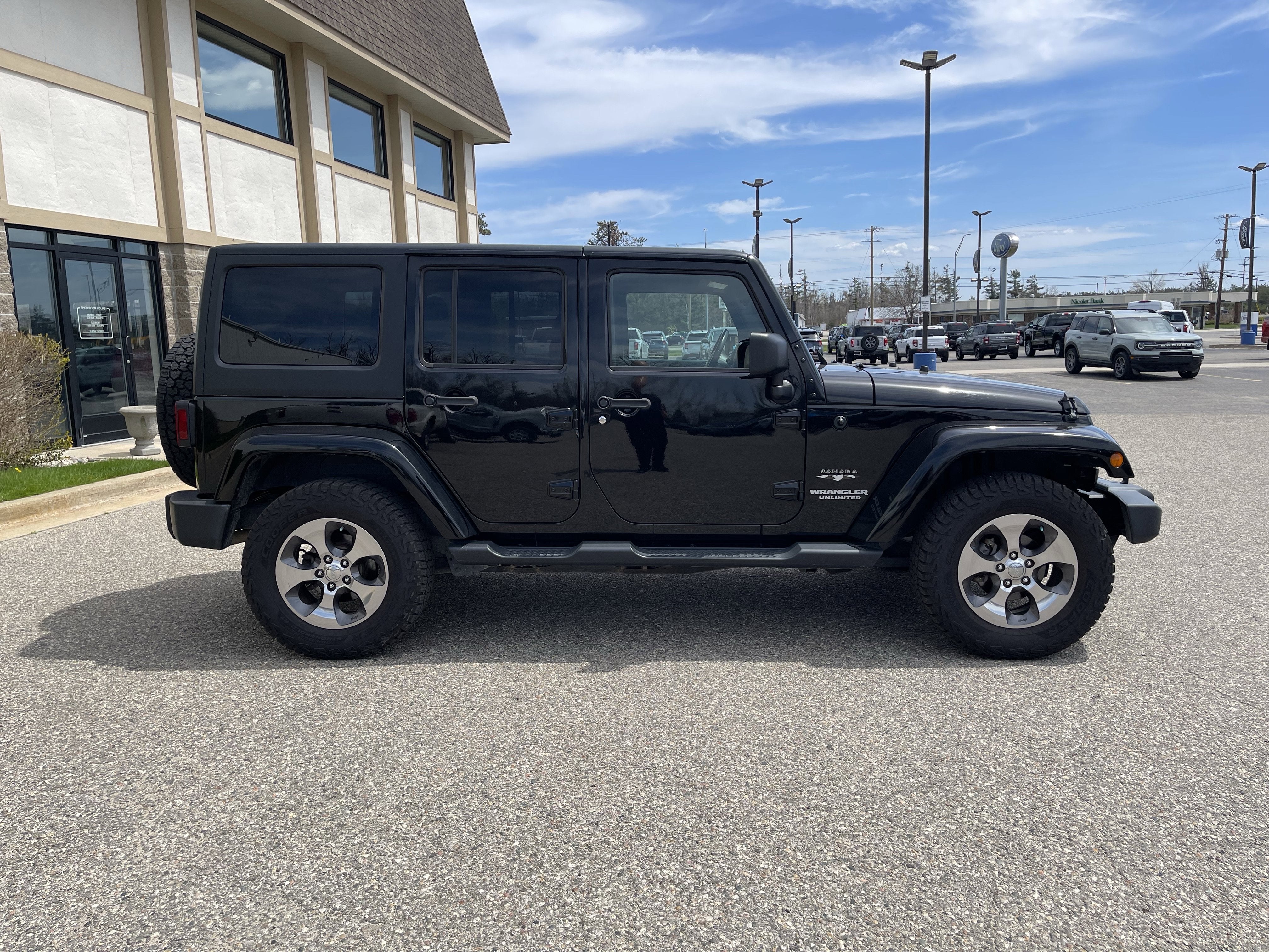 2017 Jeep Wrangler Unlimited Sahara