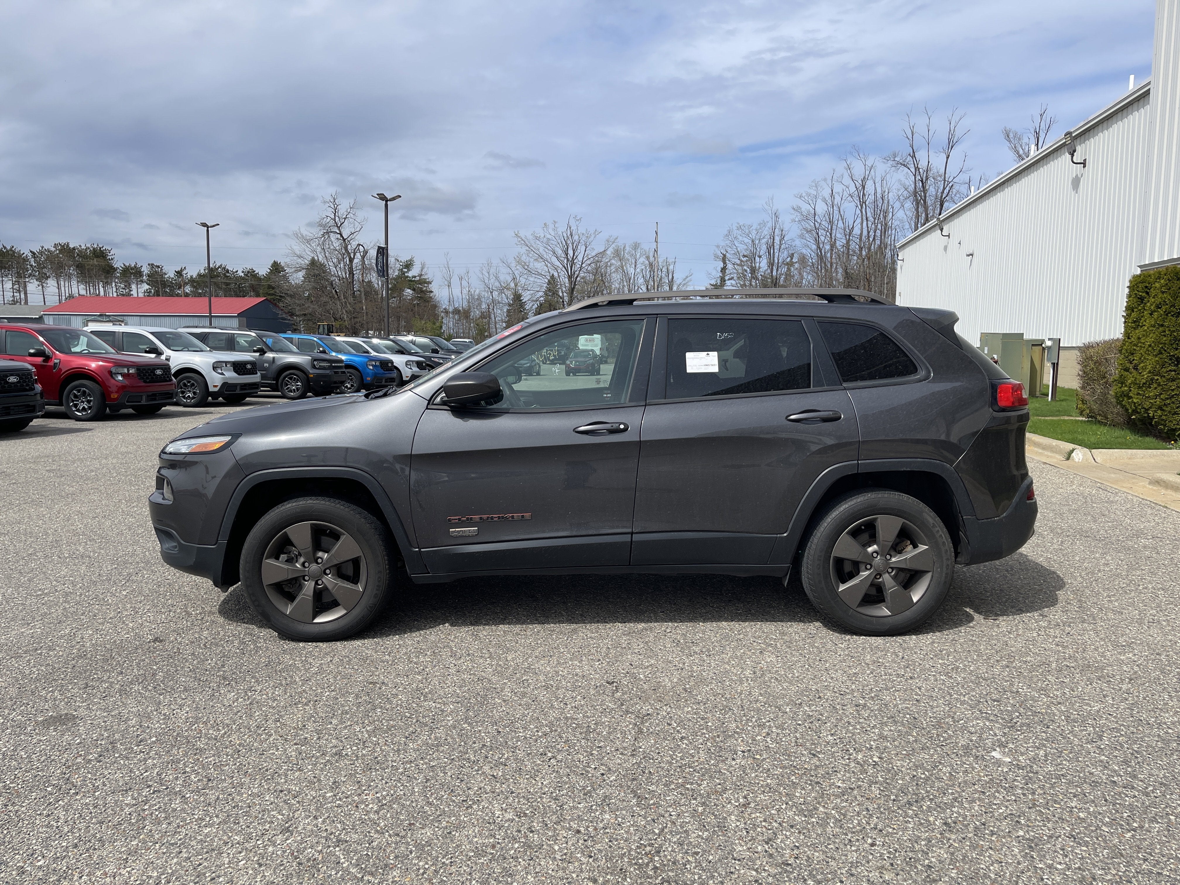 2017 Jeep Cherokee 75th Anniversary Edition
