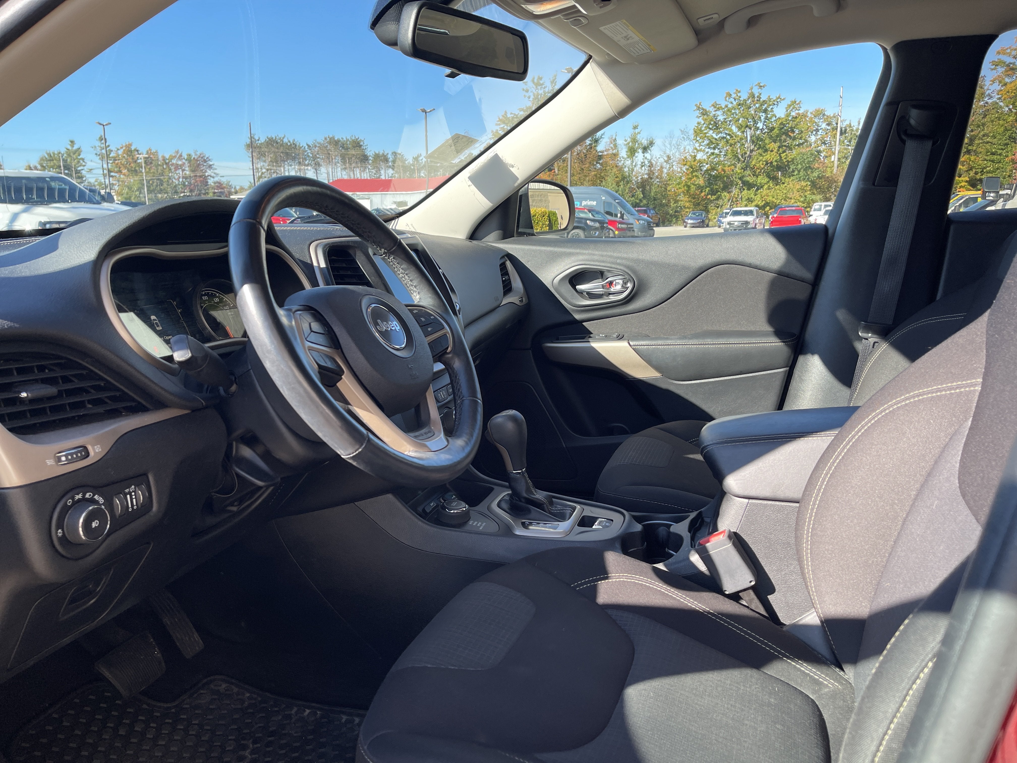 2018 Jeep Cherokee Latitude Tech Connect