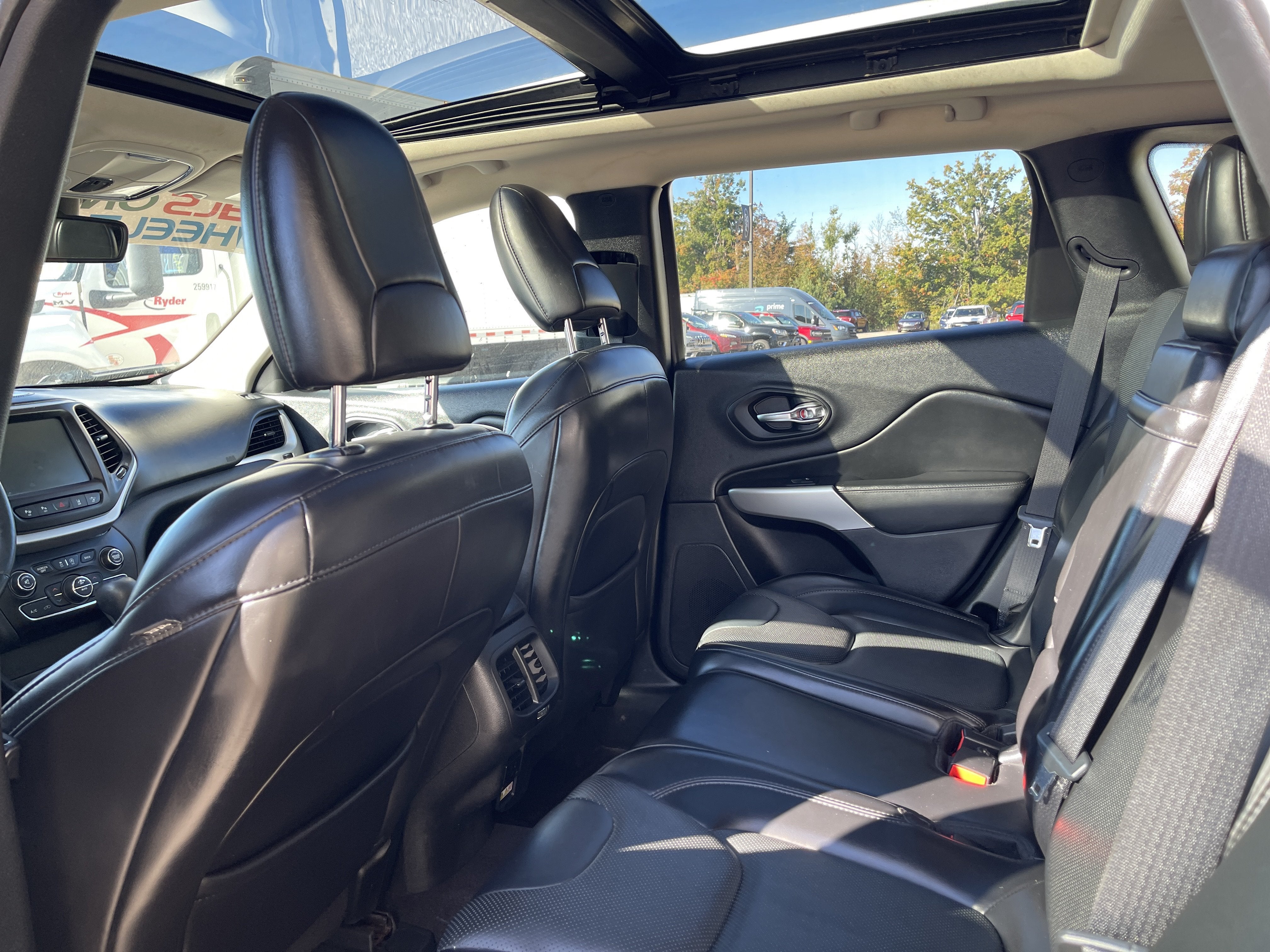 2018 Jeep Cherokee Overland