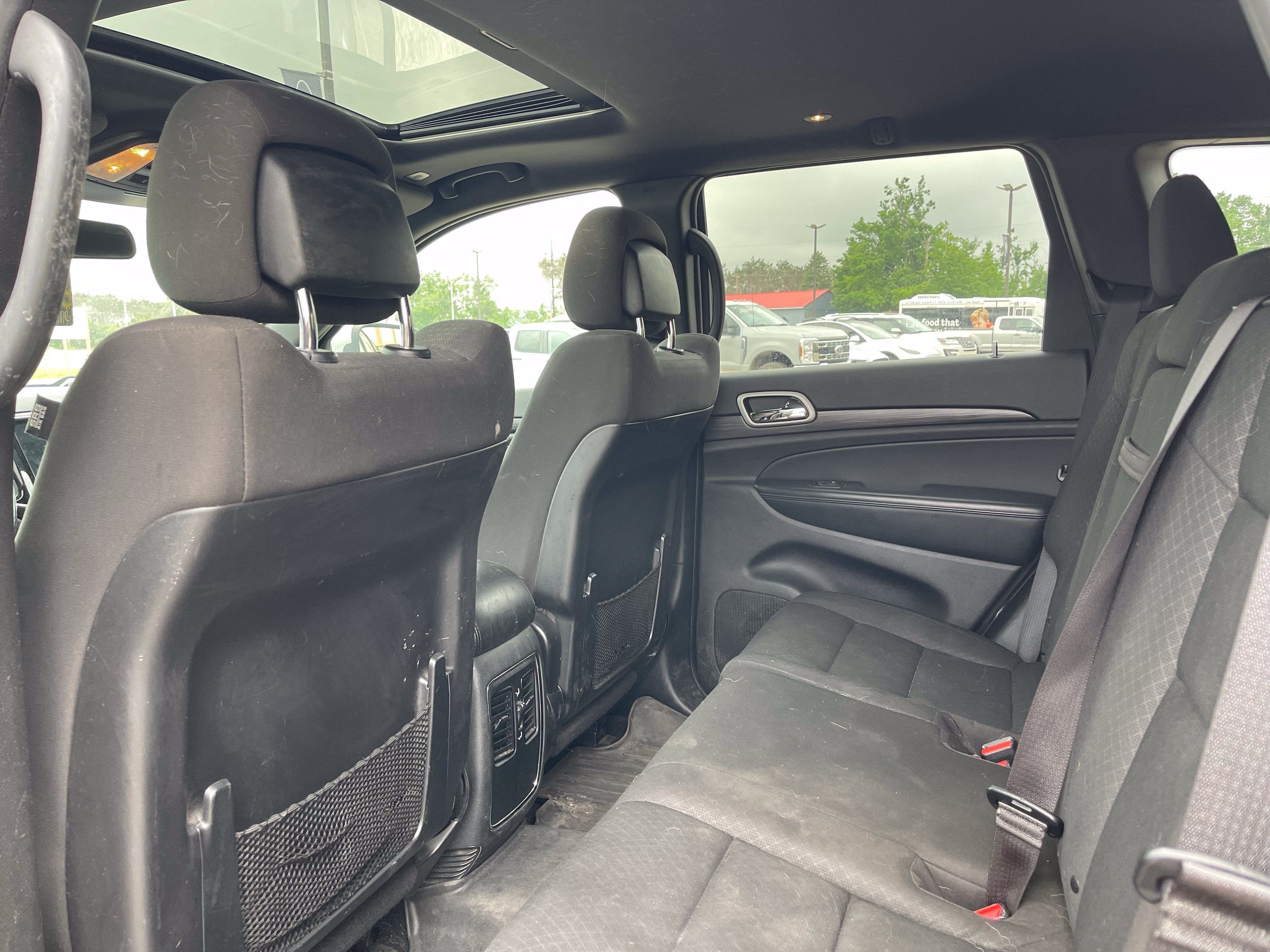 2020 Jeep Grand Cherokee Laredo E