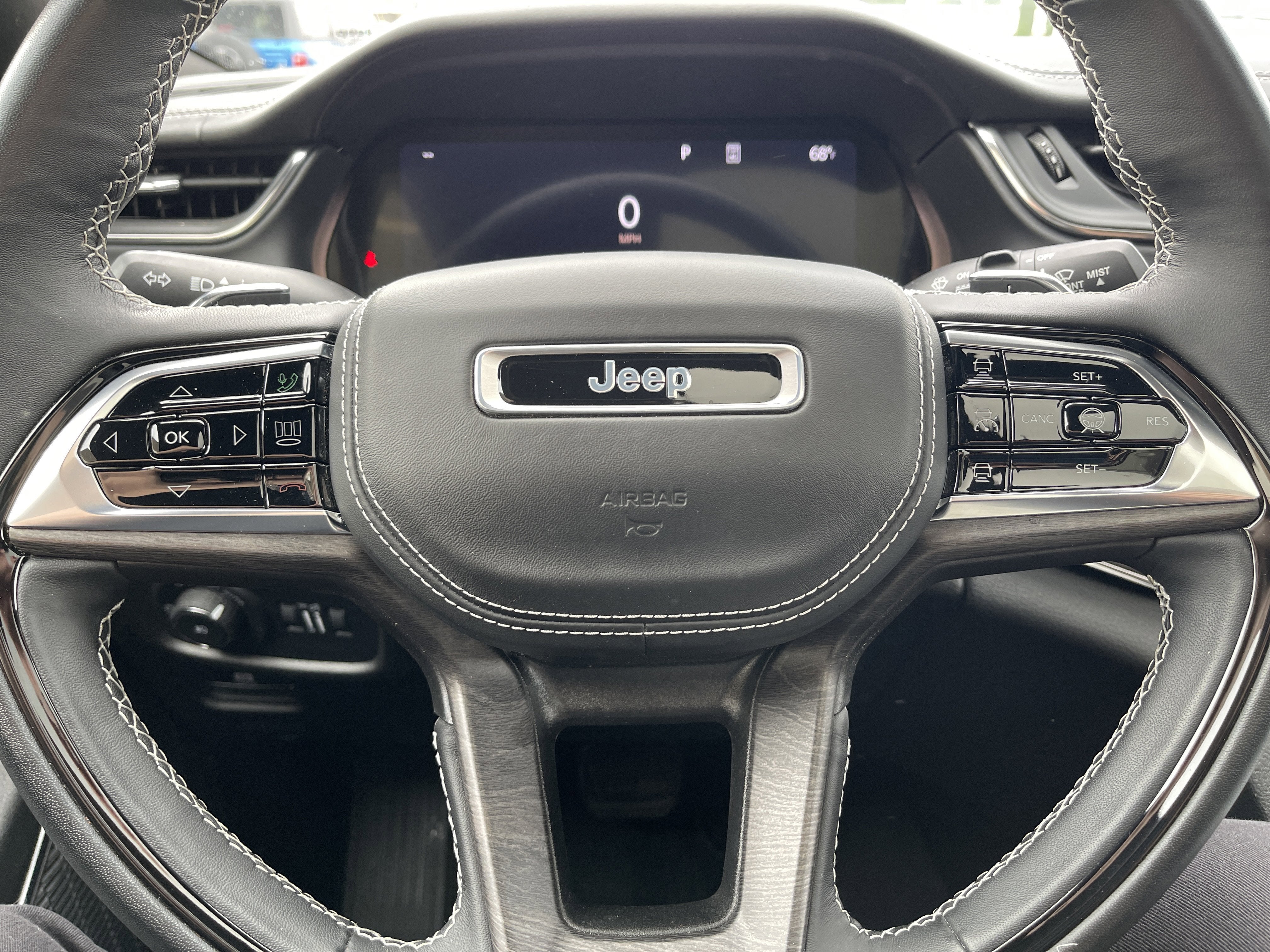 2023 Jeep Grand Cherokee Overland