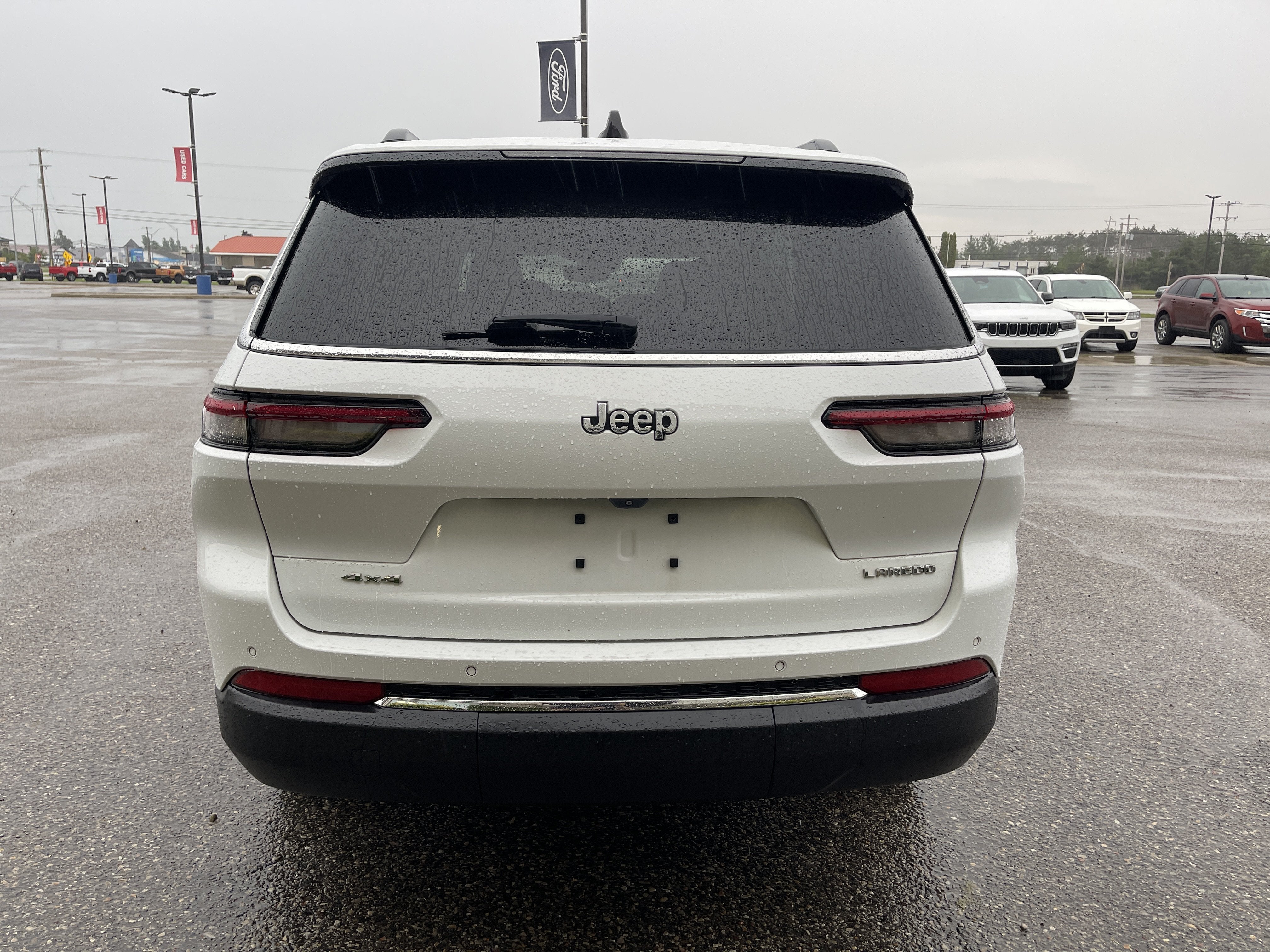 2023 Jeep Grand Cherokee L Laredo