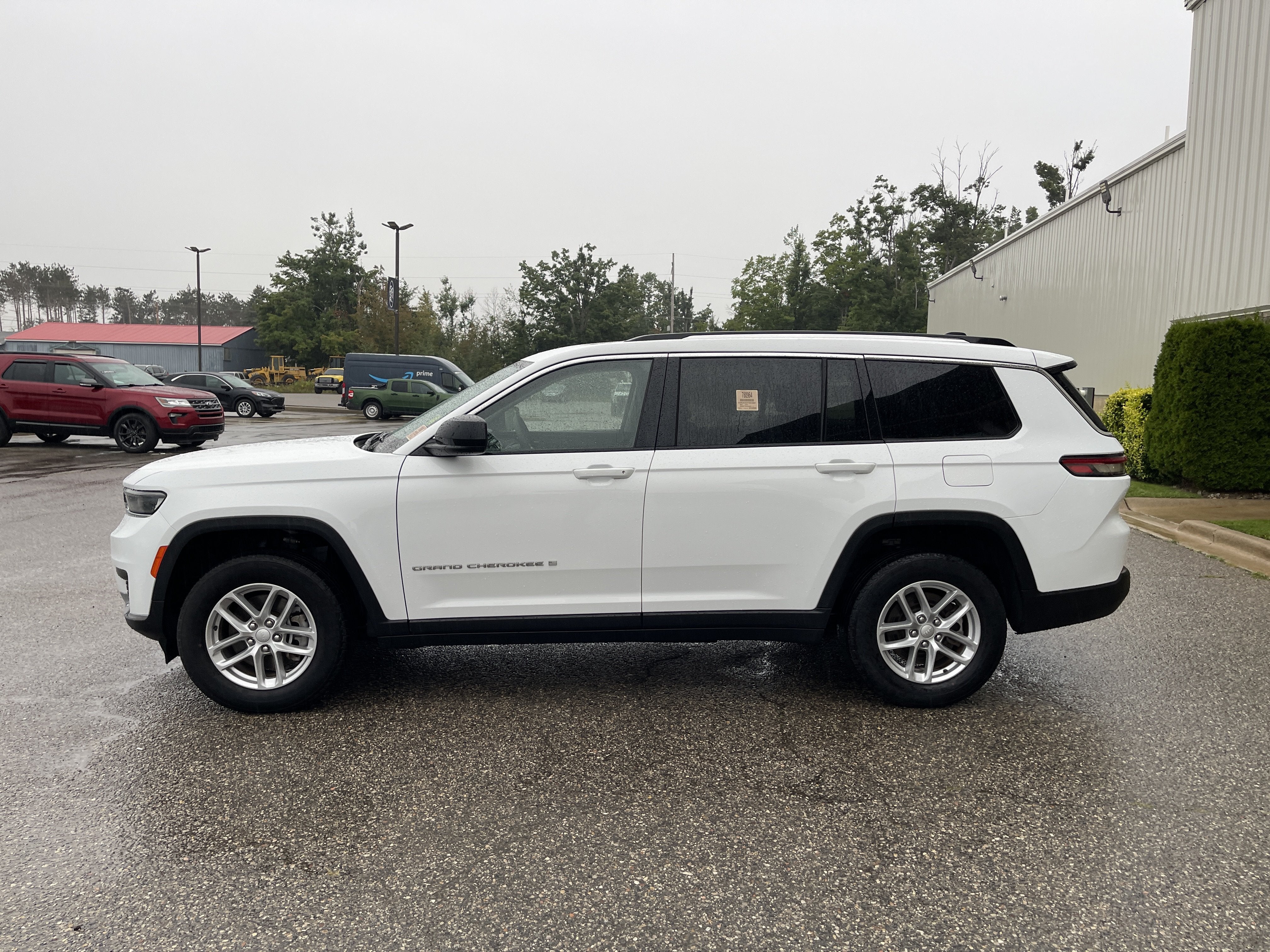 2023 Jeep Grand Cherokee L Laredo