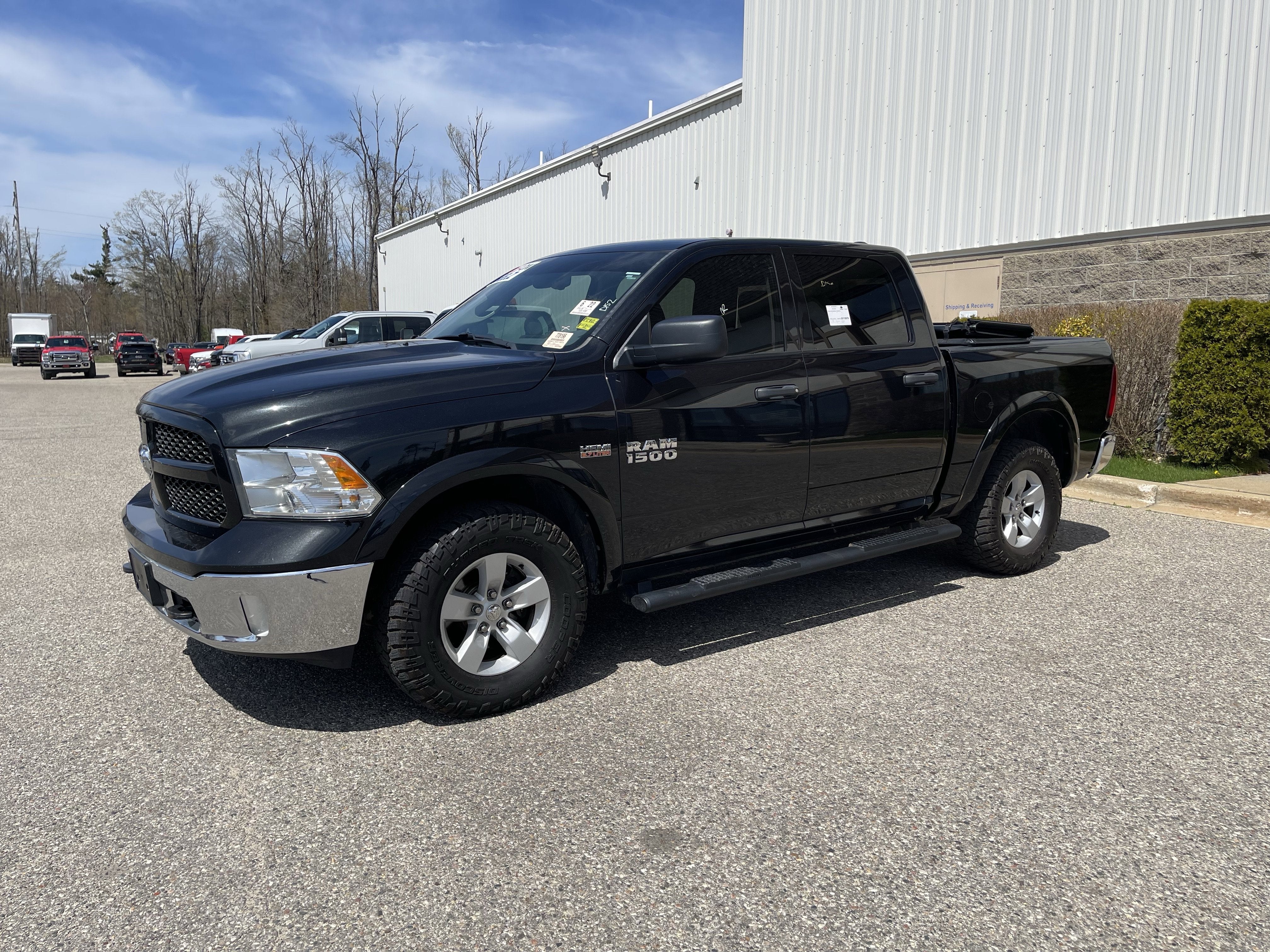 2018 RAM 1500 SLT