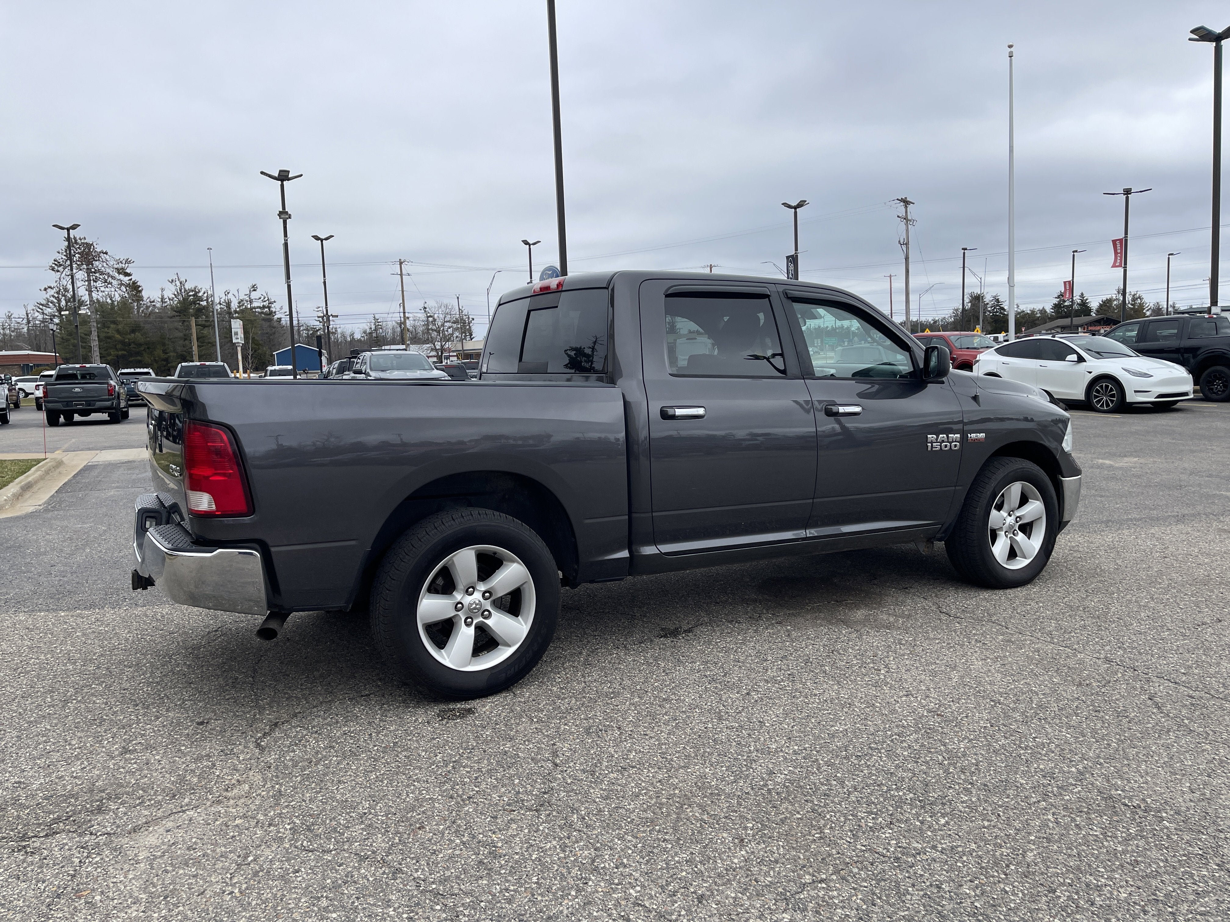 2018 RAM 1500 SLT