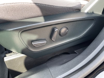 2022 Ford Escape SE Hybrid