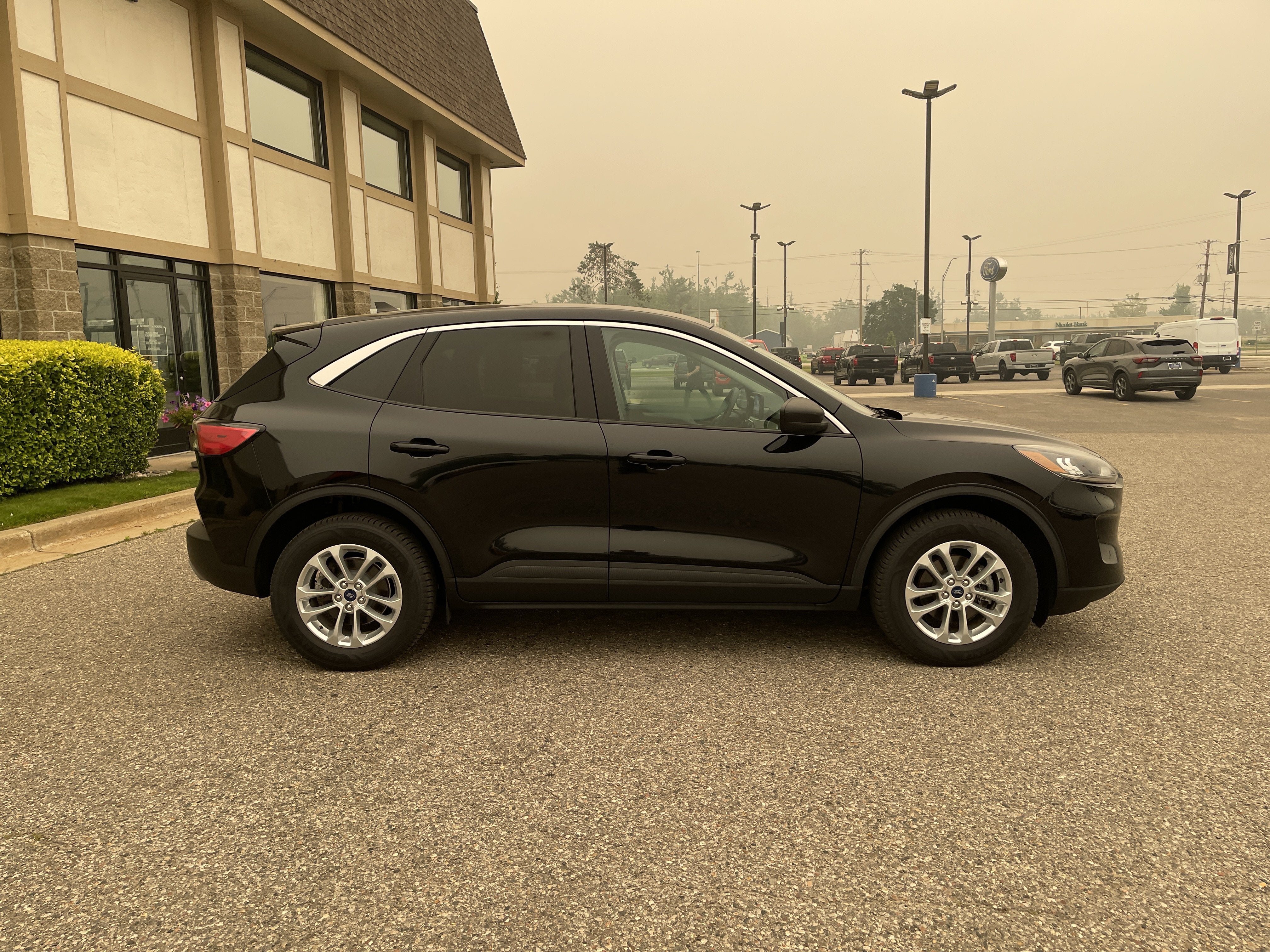 2022 Ford Escape SE Hybrid