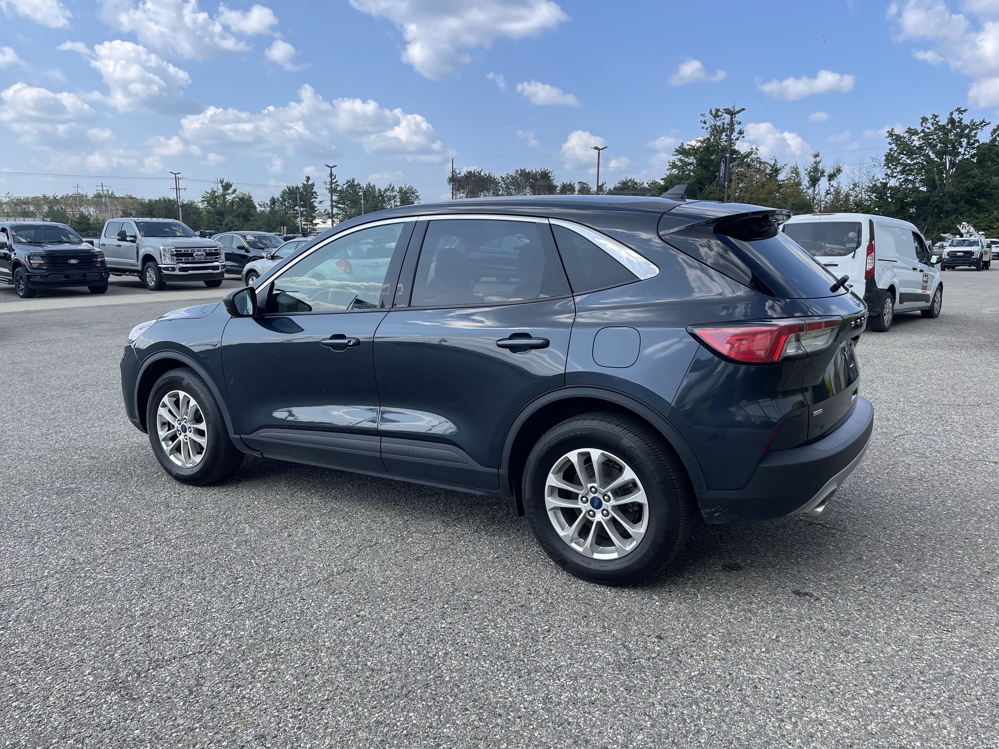 2022 Ford Escape SE