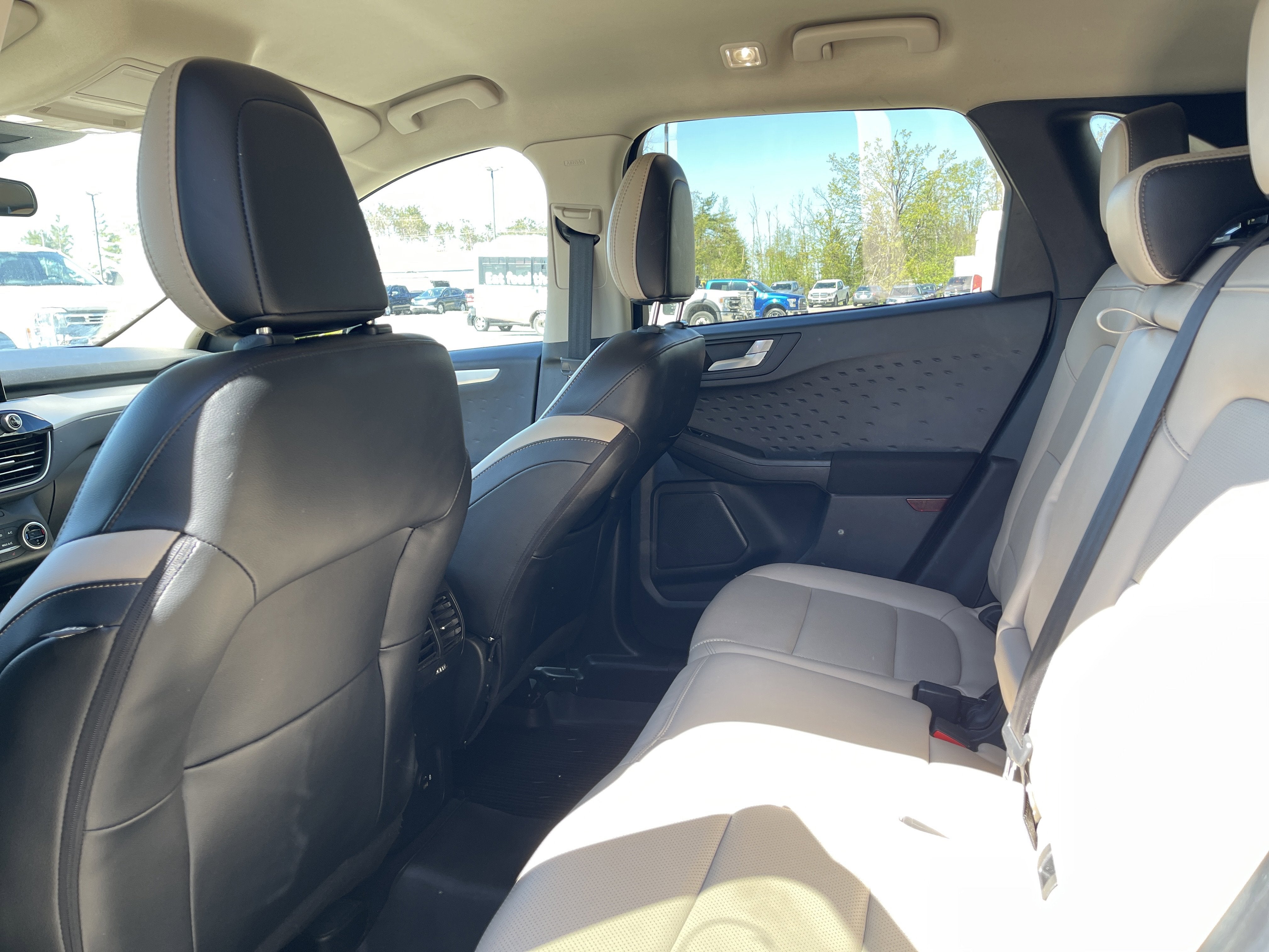 2020 Ford Escape SE