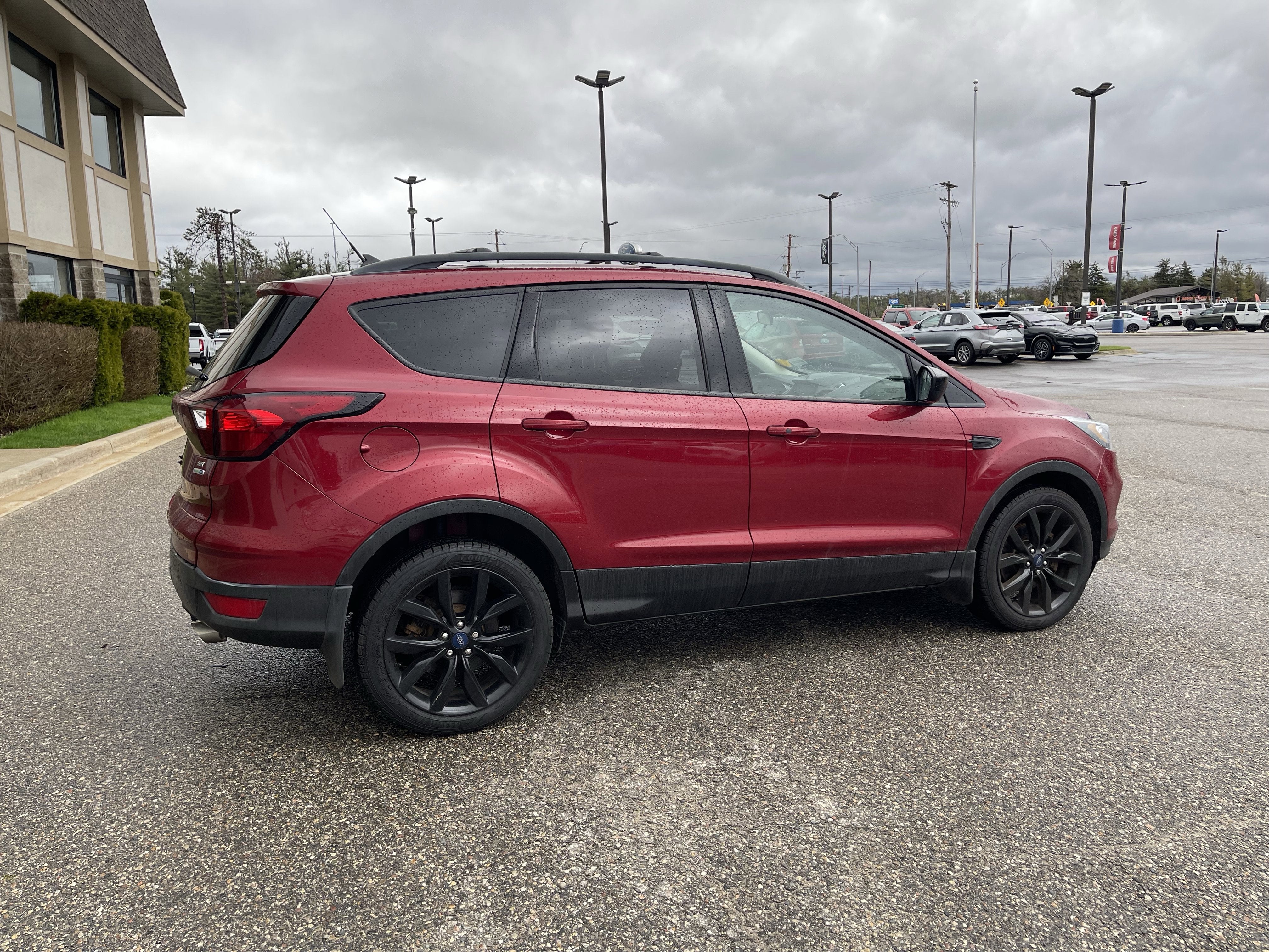 2019 Ford Escape SE