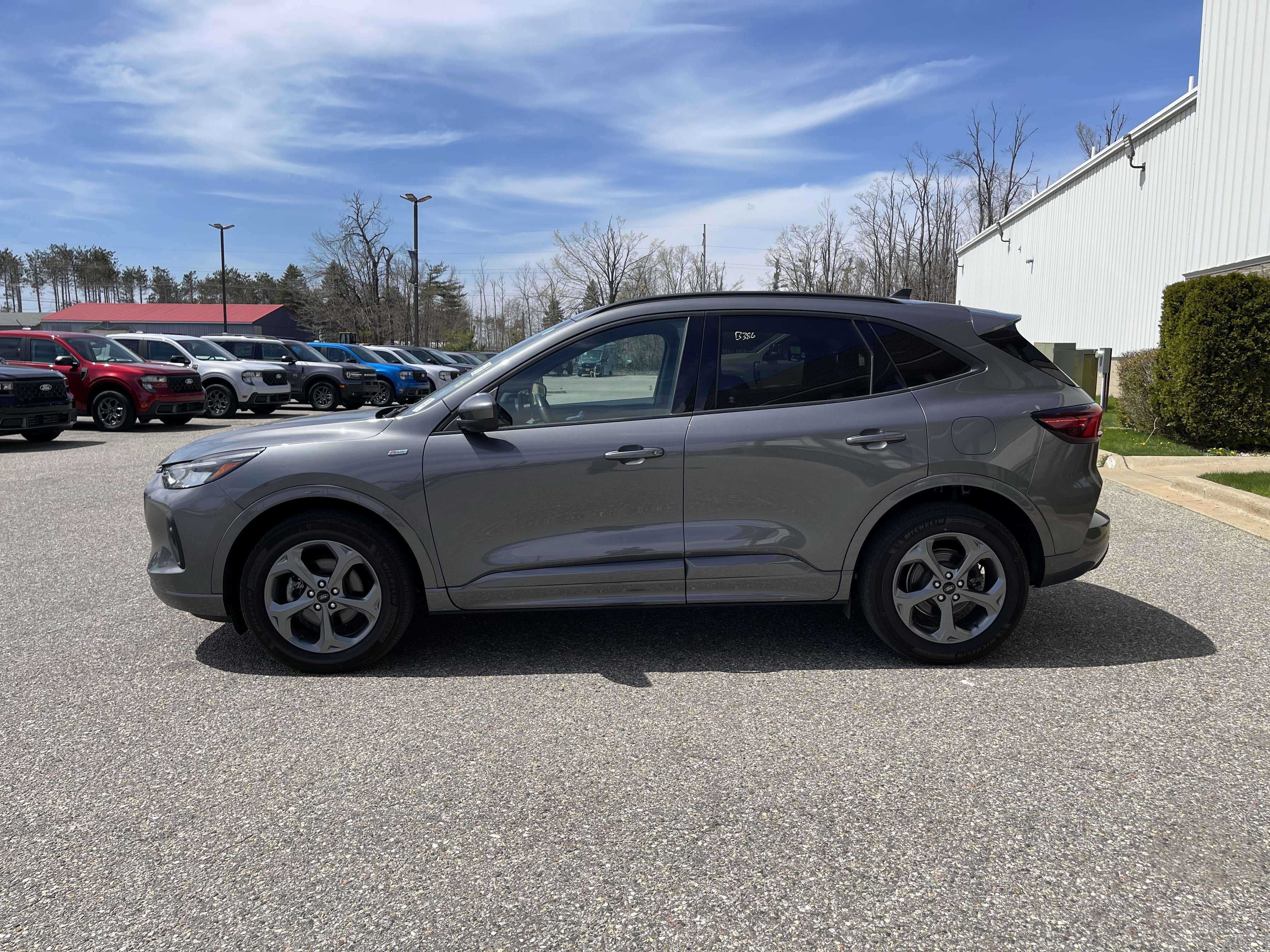 2023 Ford Escape ST-Line Select
