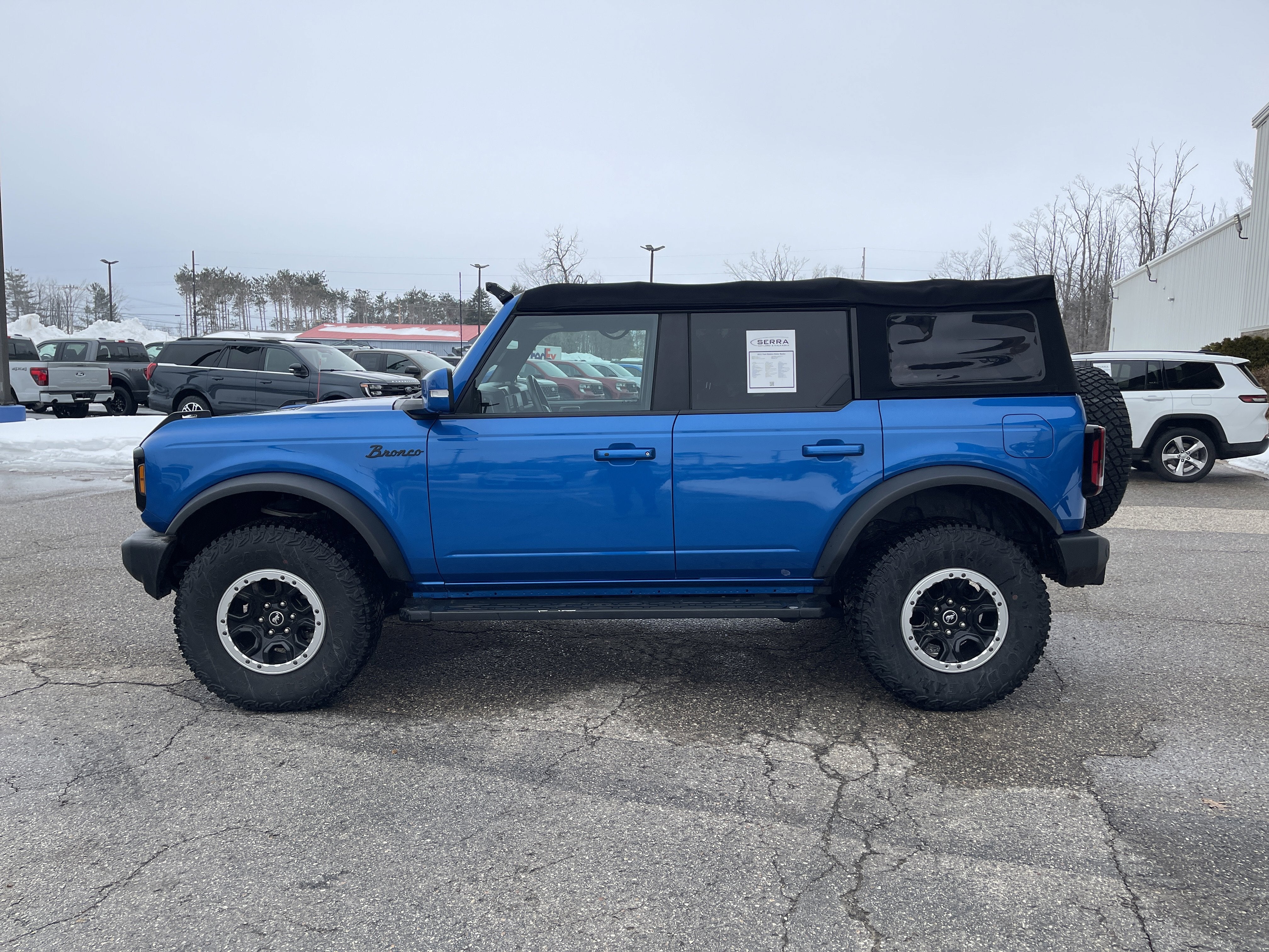 2022 Ford Bronco Base