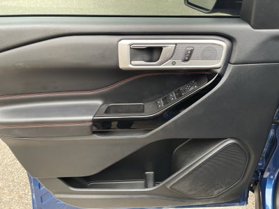 2022 Ford Explorer ST-Line