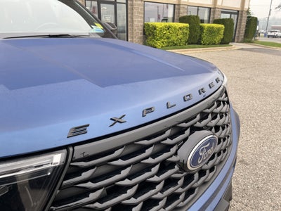 2022 Ford Explorer ST-Line
