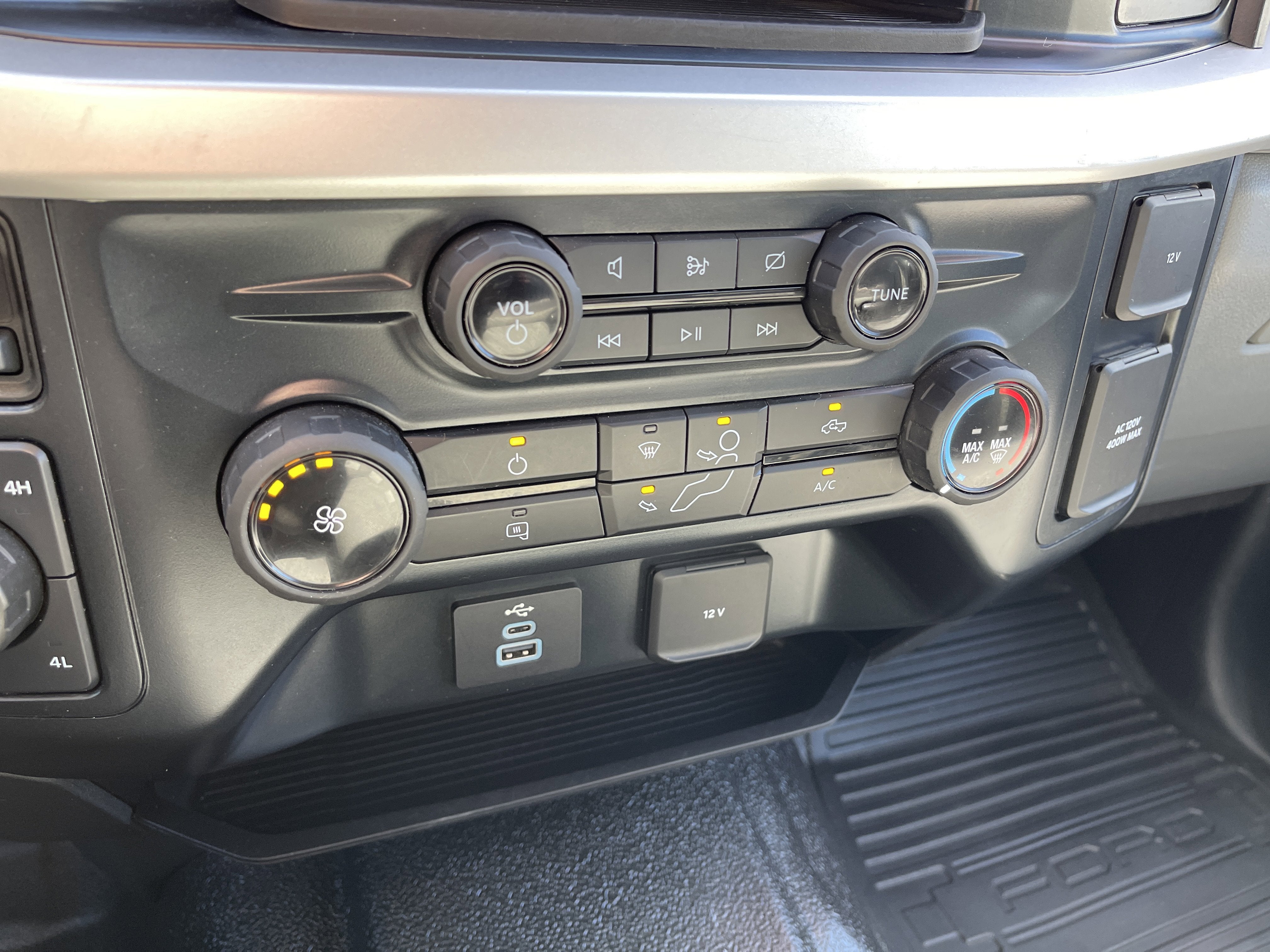 2023 Ford Super Duty F-250 SRW XLT