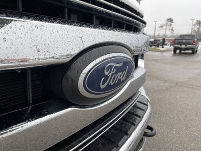 2022 Ford Super Duty F-350 SRW XLT