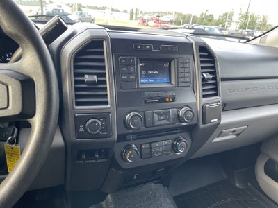 2017 Ford Super Duty F-350 SRW XLT