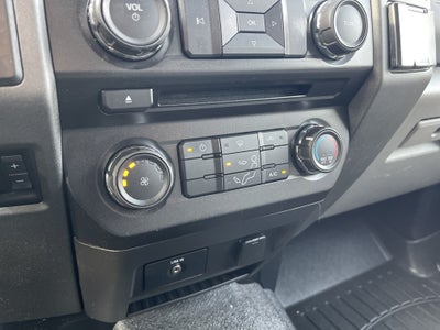 2017 Ford Super Duty F-350 SRW XLT