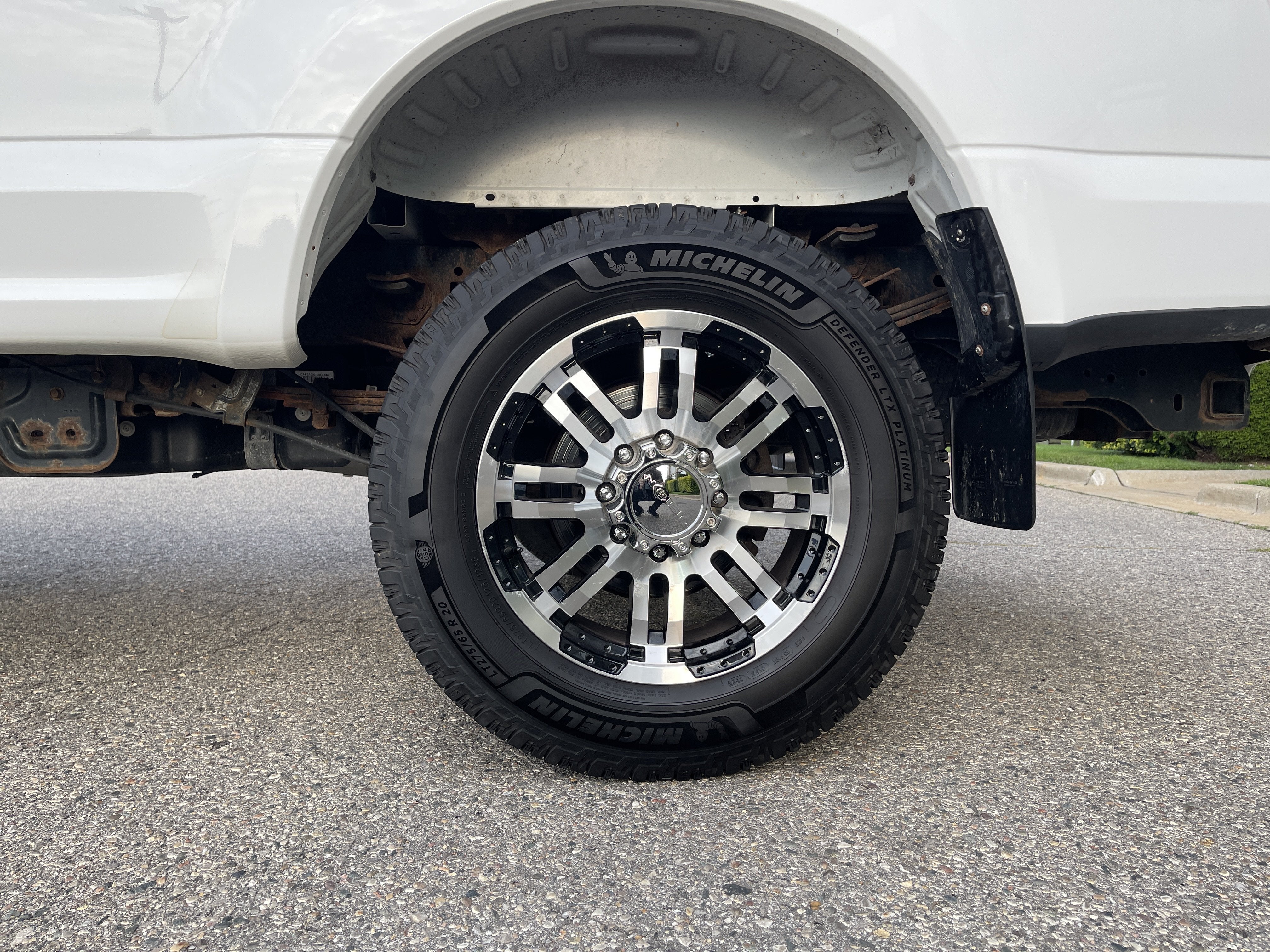 2017 Ford Super Duty F-350 SRW XLT