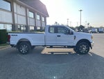 2017 Ford Super Duty F-350 SRW XLT