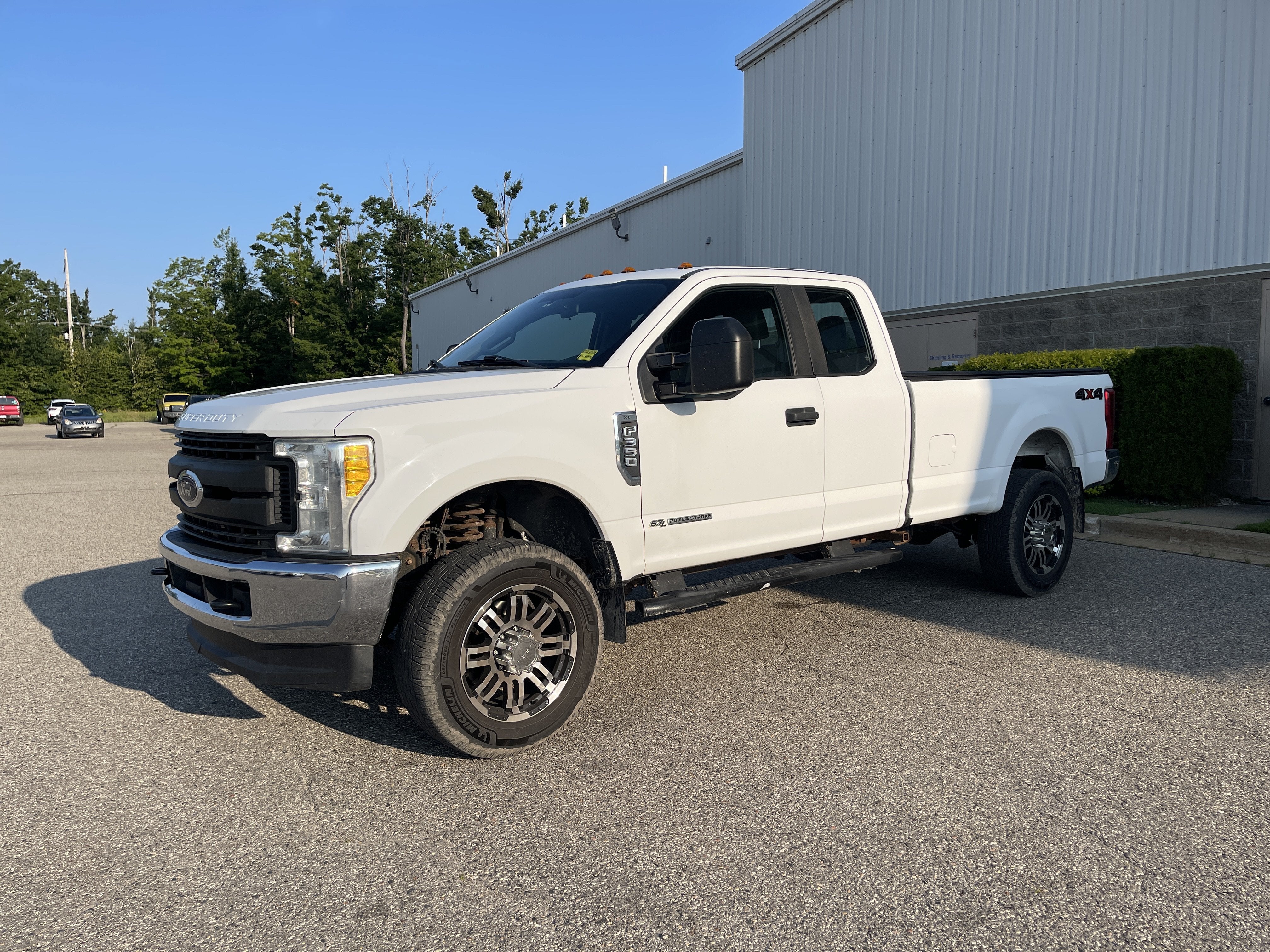 2017 Ford Super Duty F-350 SRW XLT