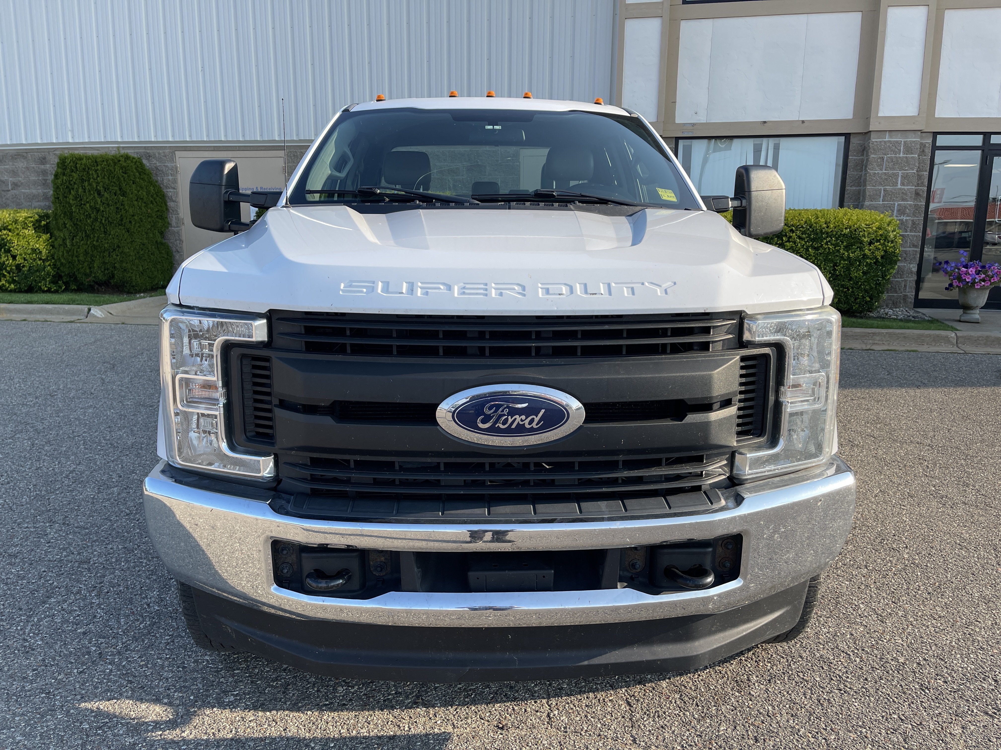 2017 Ford Super Duty F-350 SRW XLT