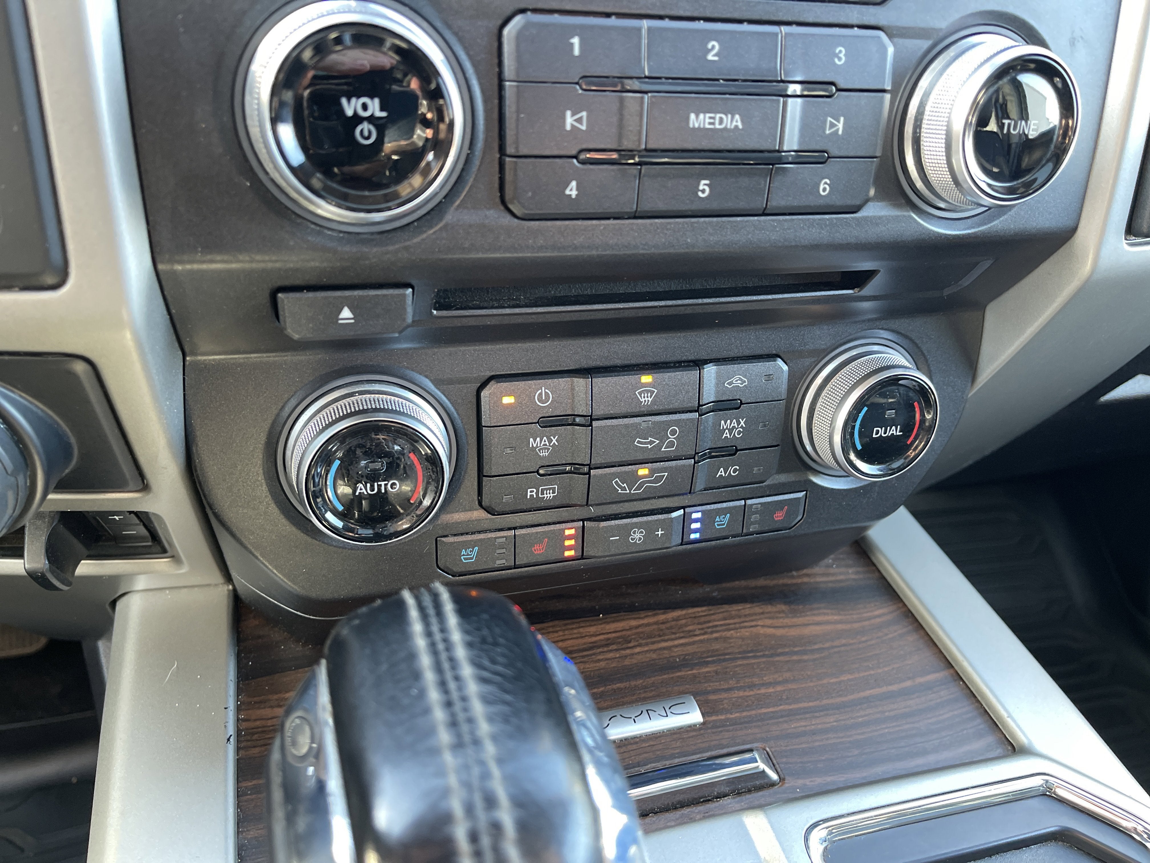 2017 Ford F-150 Lariat