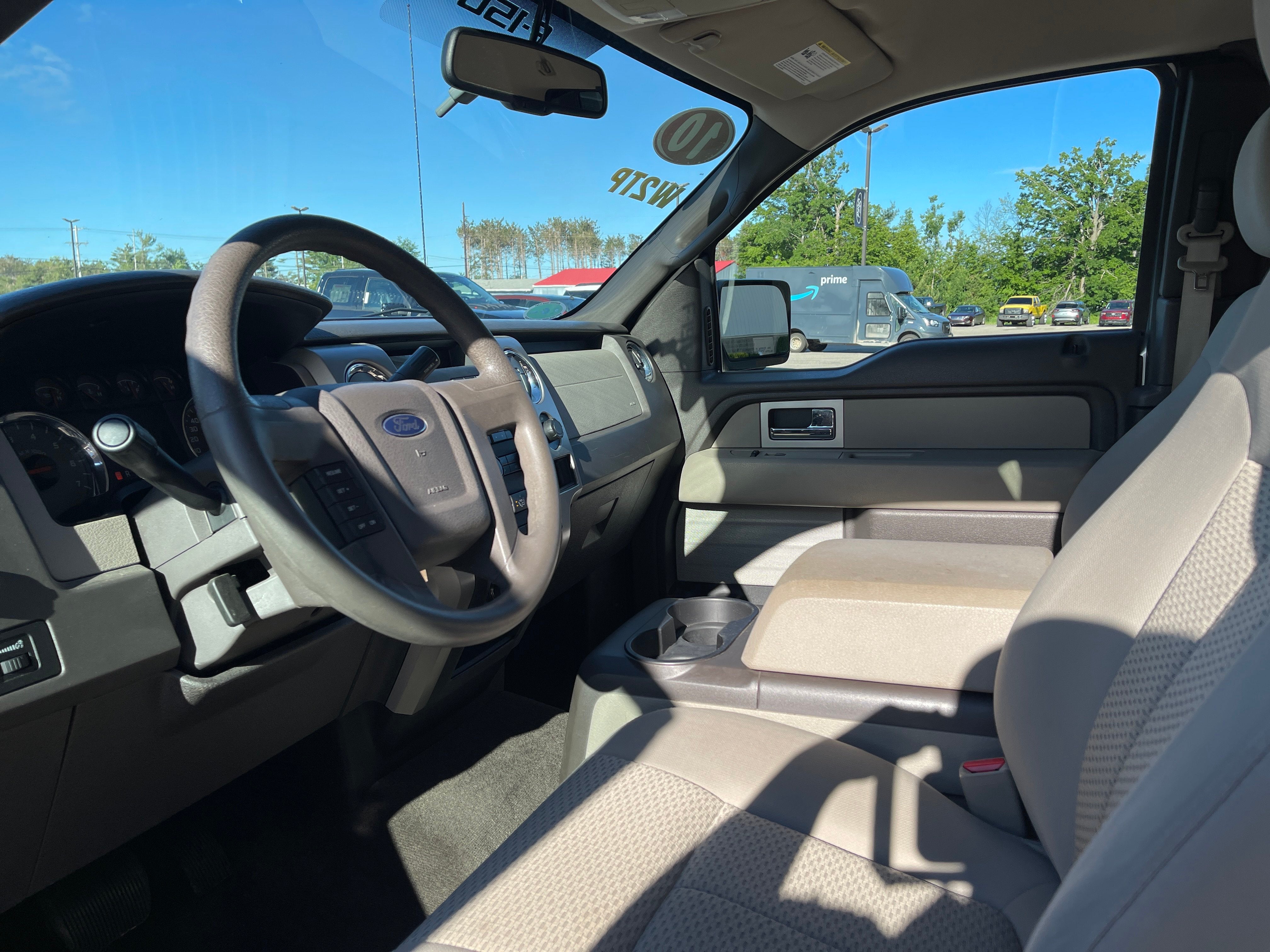 2010 Ford F-150 Base
