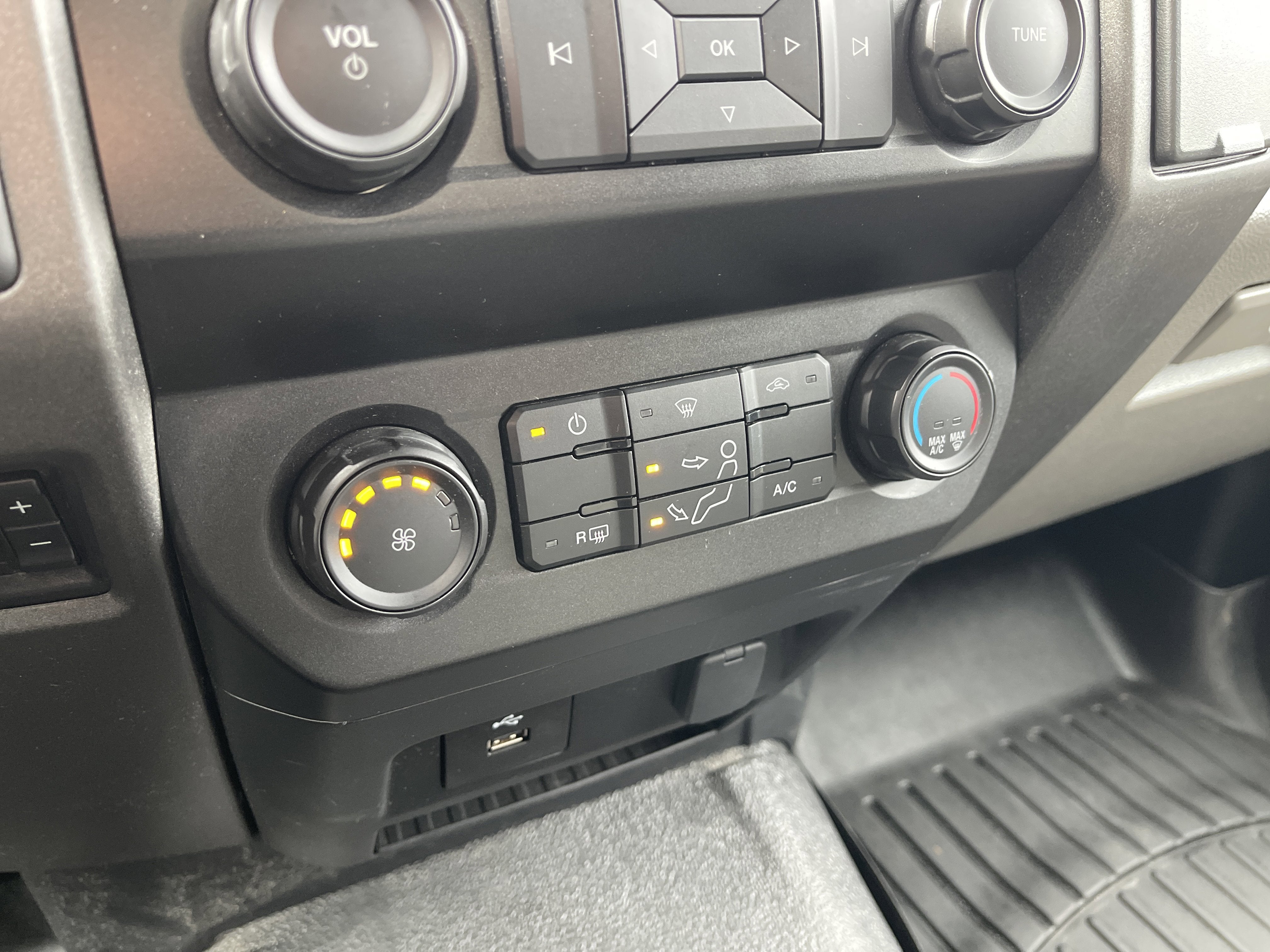 2020 Ford Super Duty F-350 SRW XL