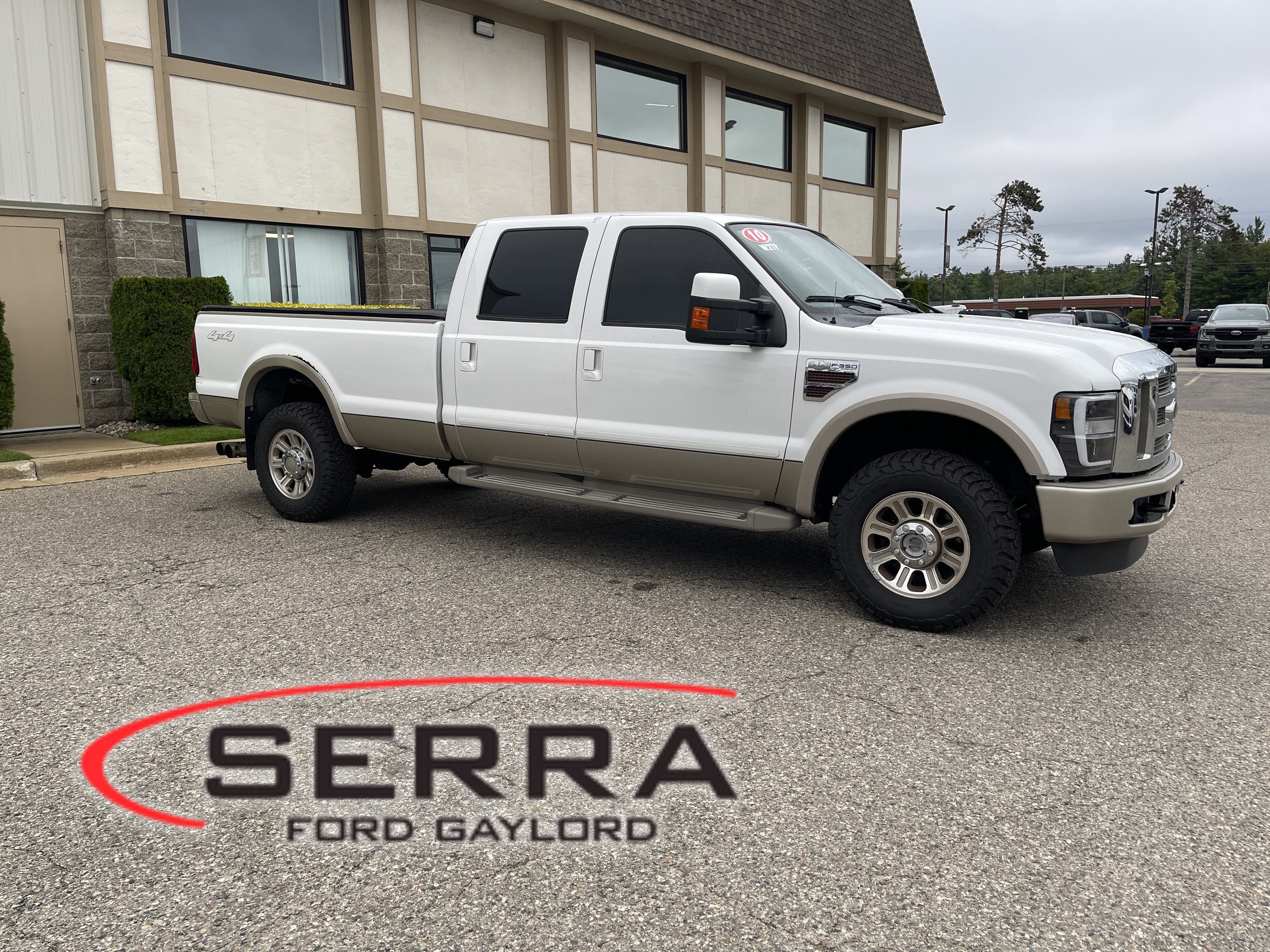 2010 Ford Super Duty F-350 SRW XL