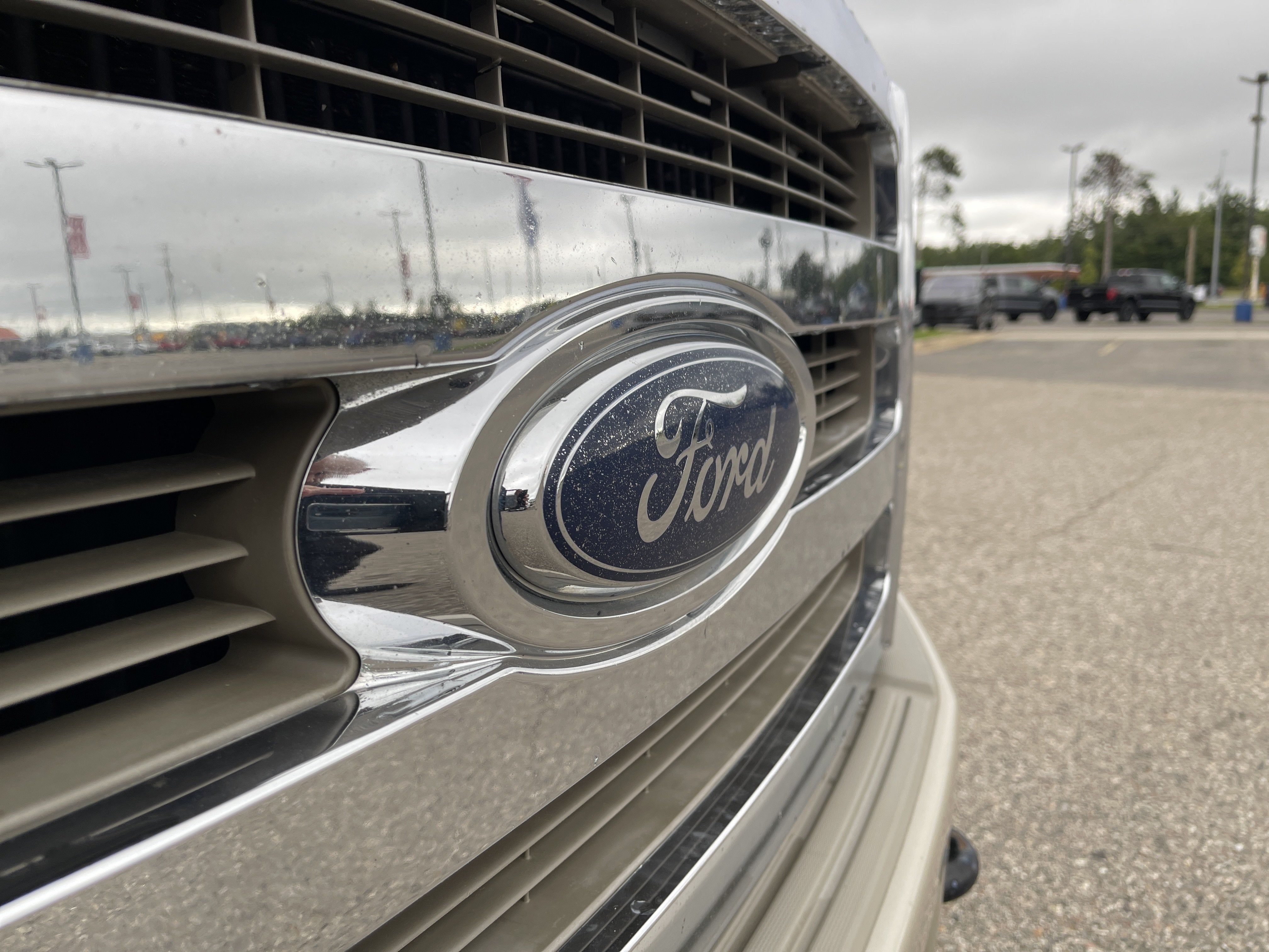 2010 Ford Super Duty F-350 SRW XL