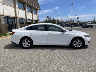 2022 Chevrolet Malibu LS