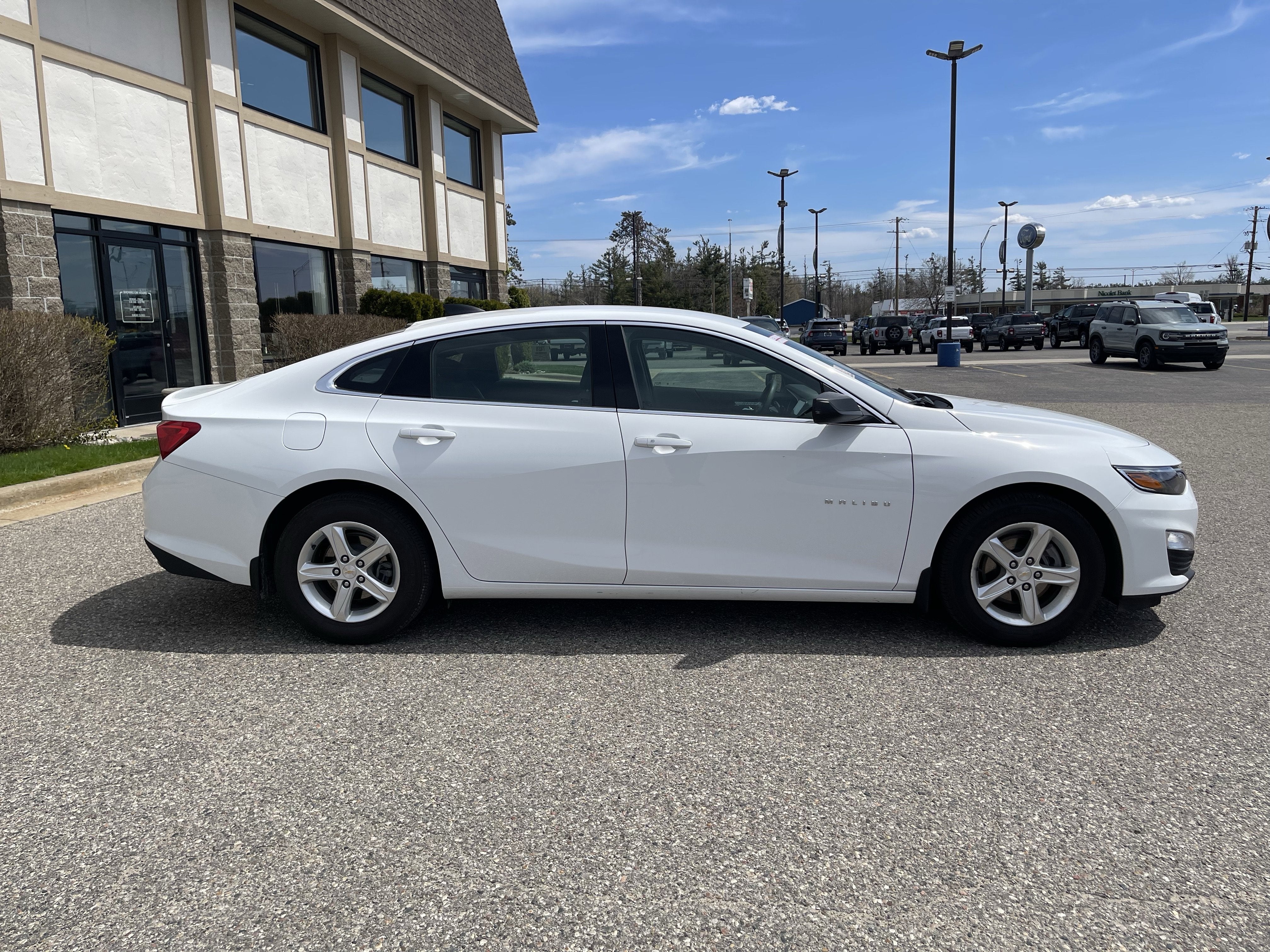 2022 Chevrolet Malibu LS