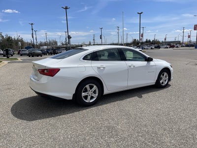 2022 Chevrolet Malibu LS