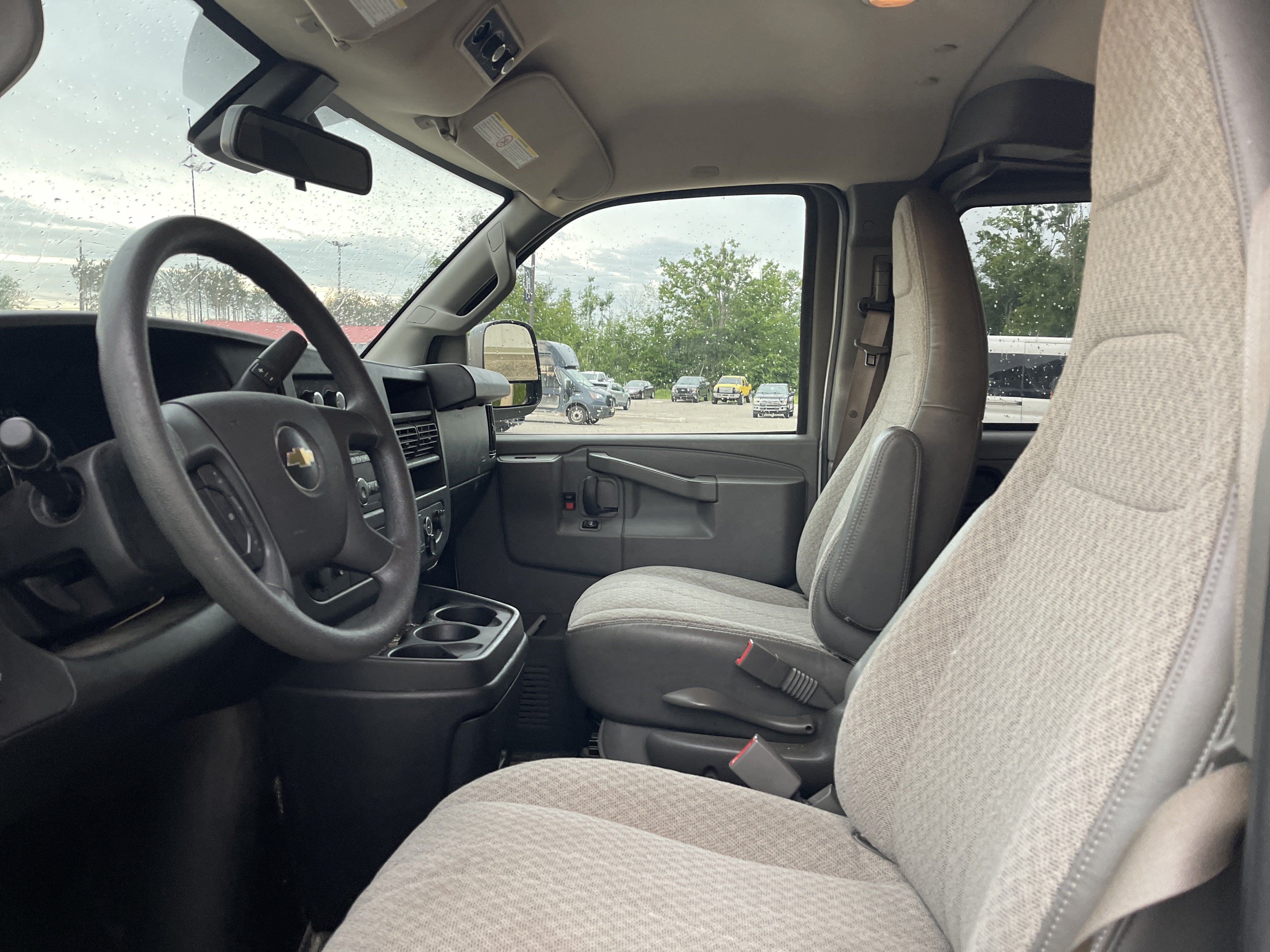 2019 Chevrolet Express Passenger LT