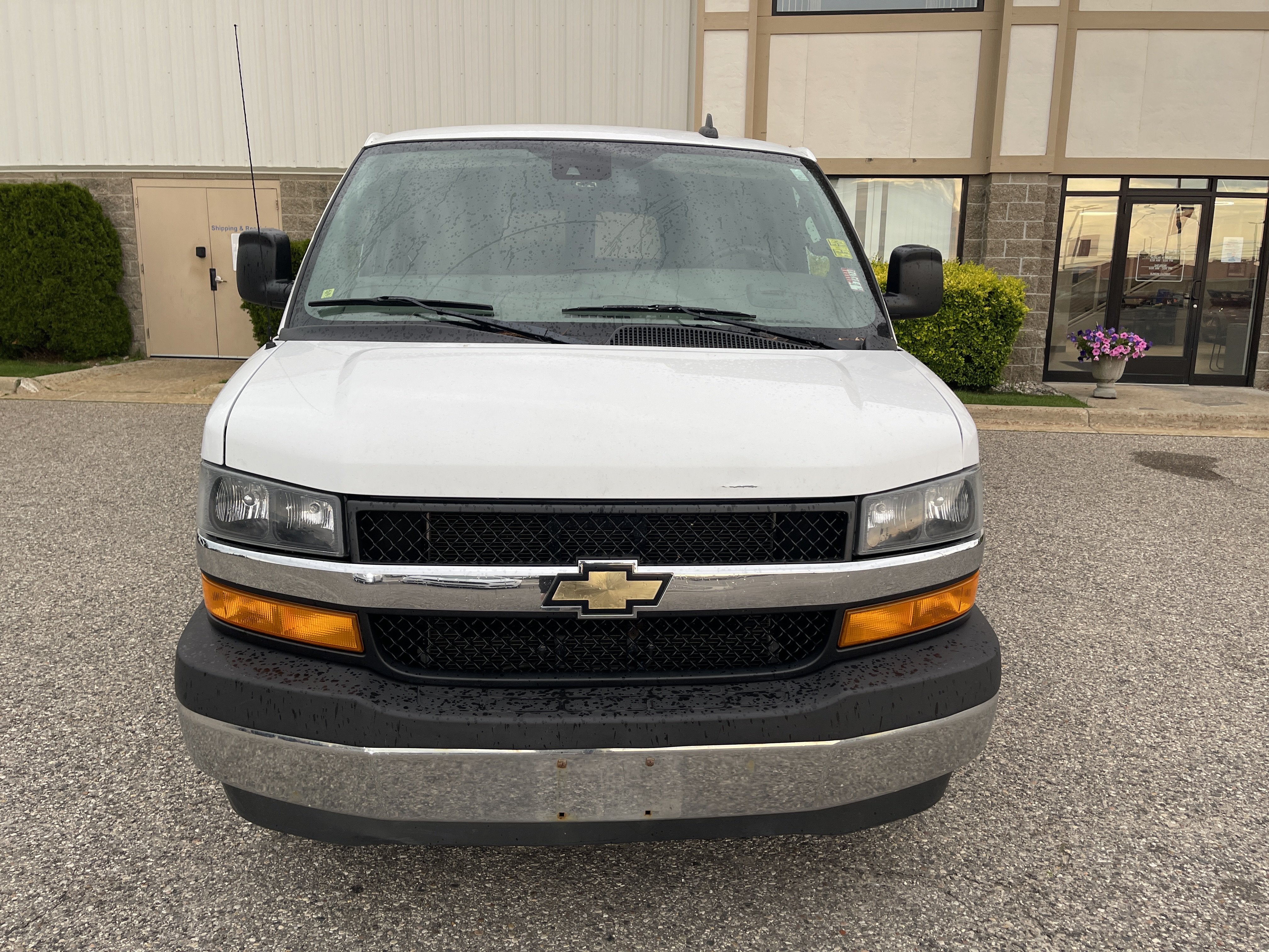 2019 Chevrolet Express Passenger LT