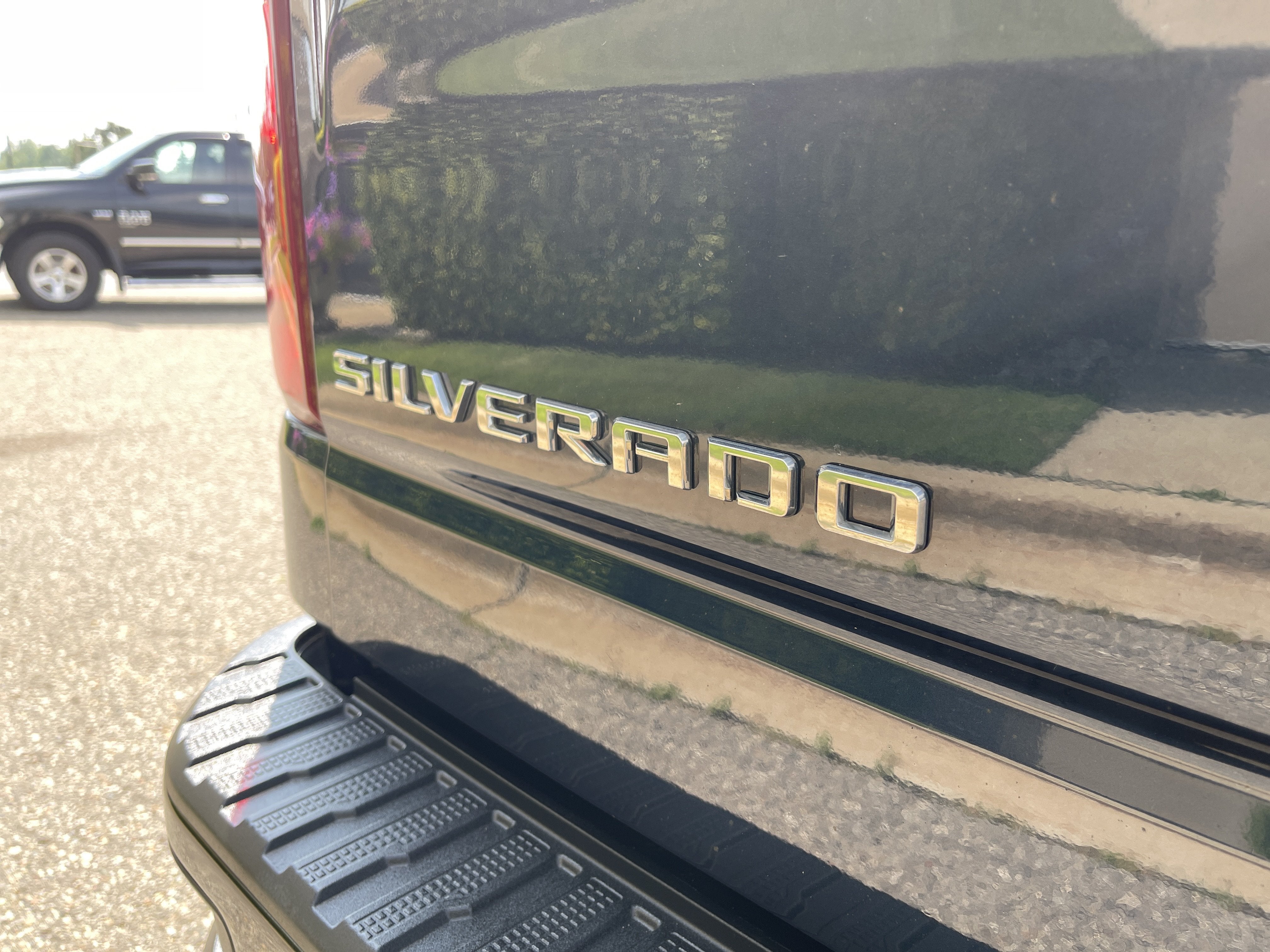 2021 Chevrolet Silverado 1500 Custom Trail Boss