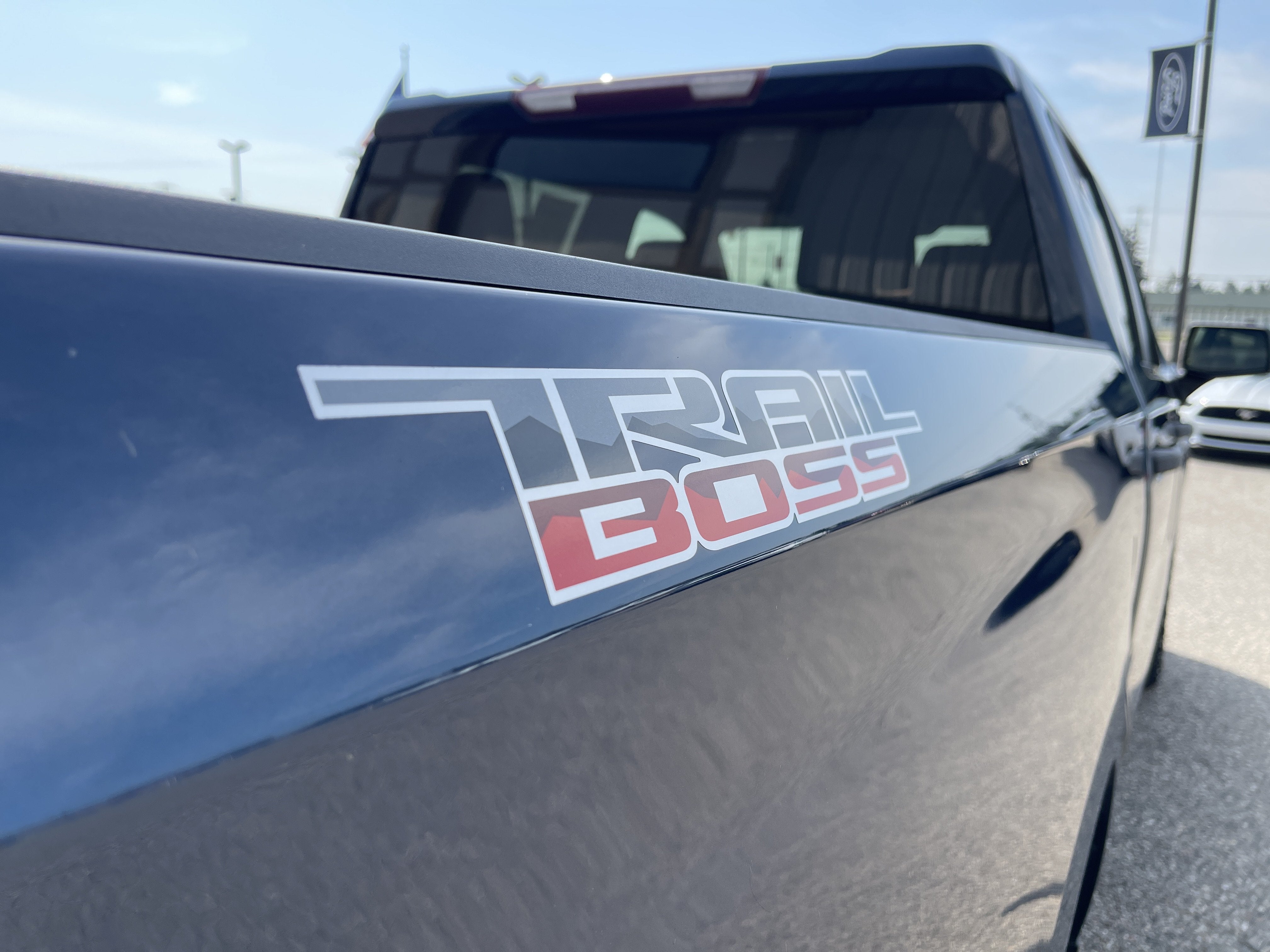 2021 Chevrolet Silverado 1500 Custom Trail Boss