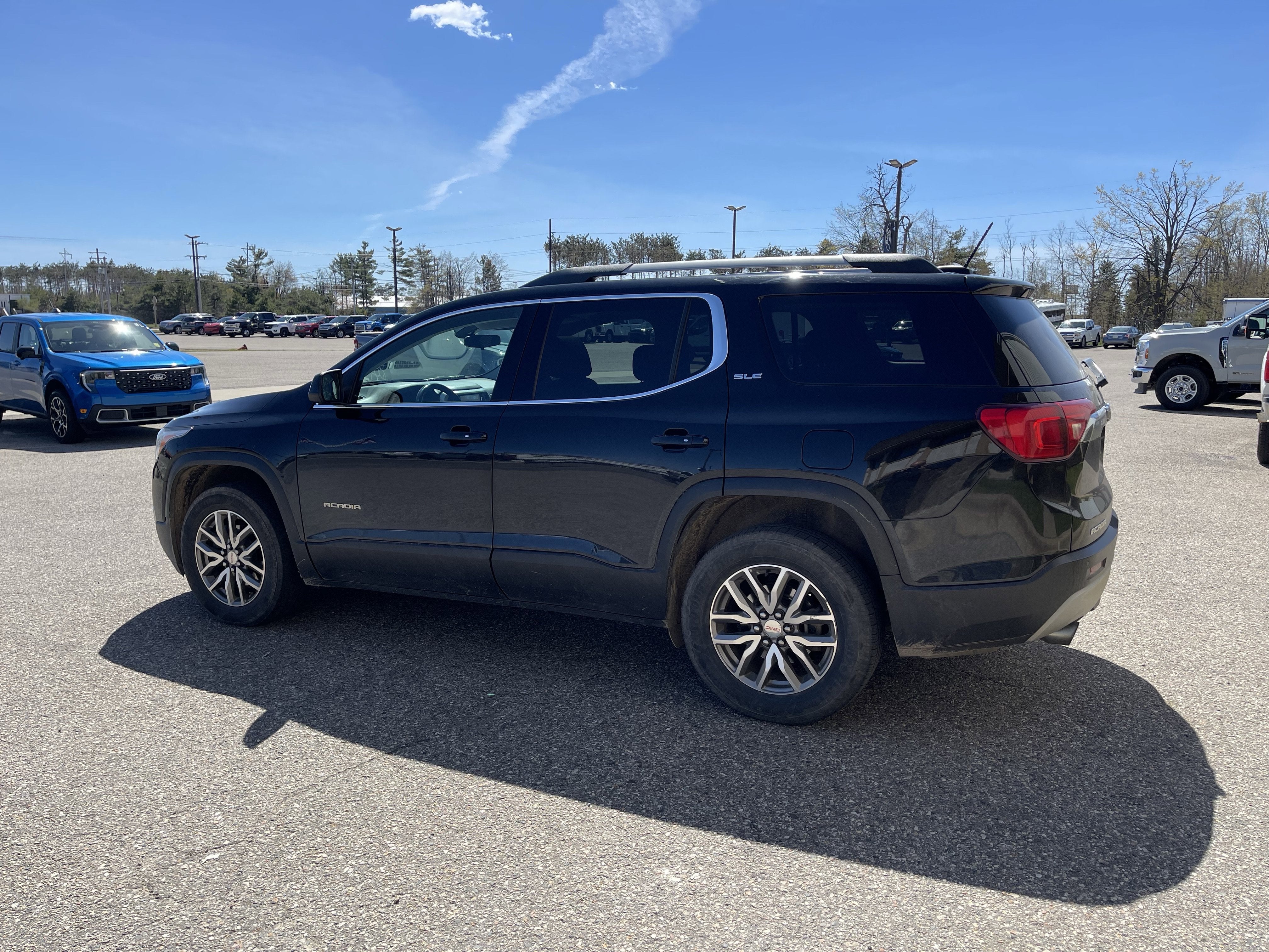 2019 GMC Acadia SLE