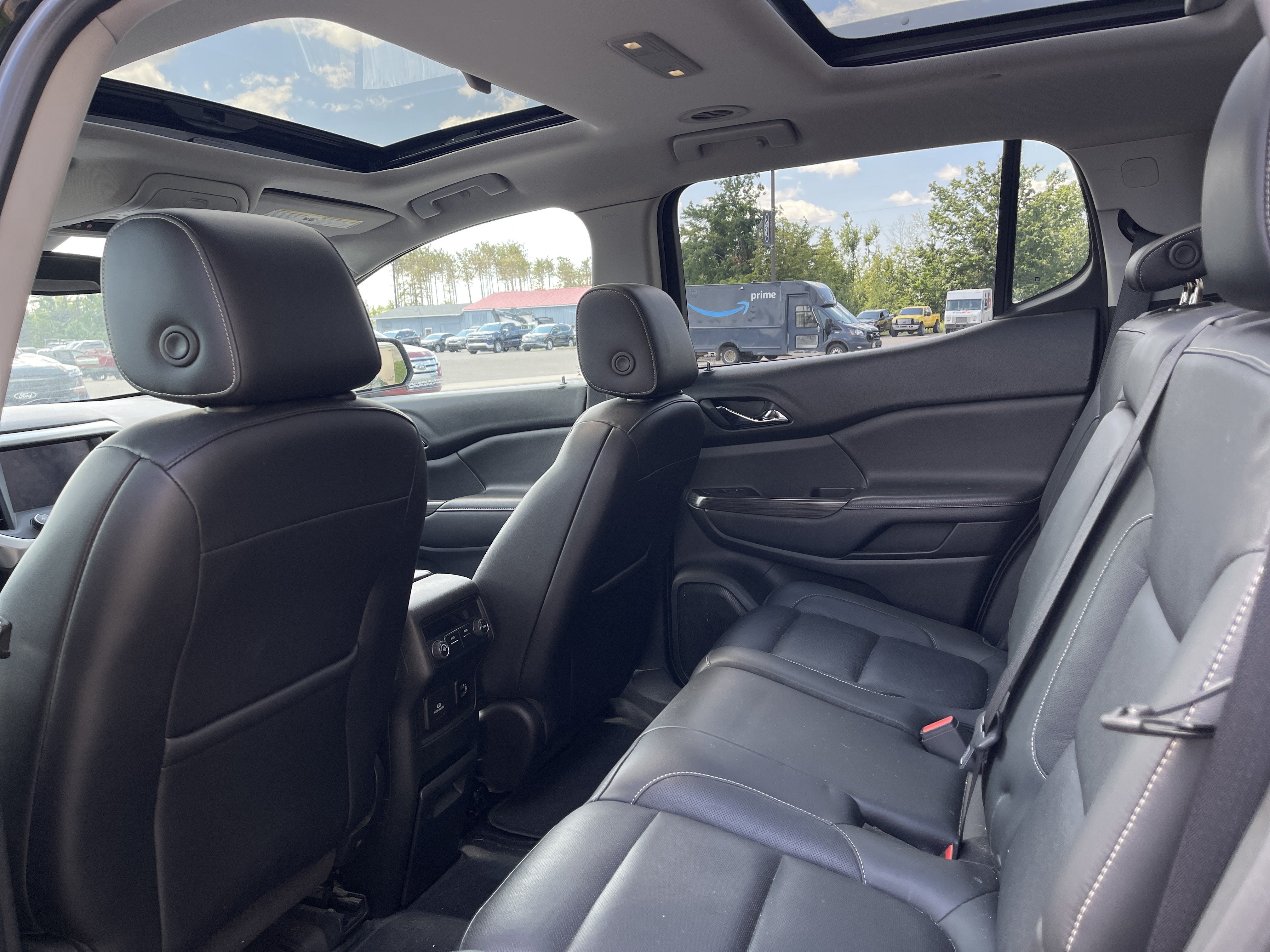 2017 GMC Acadia SLT