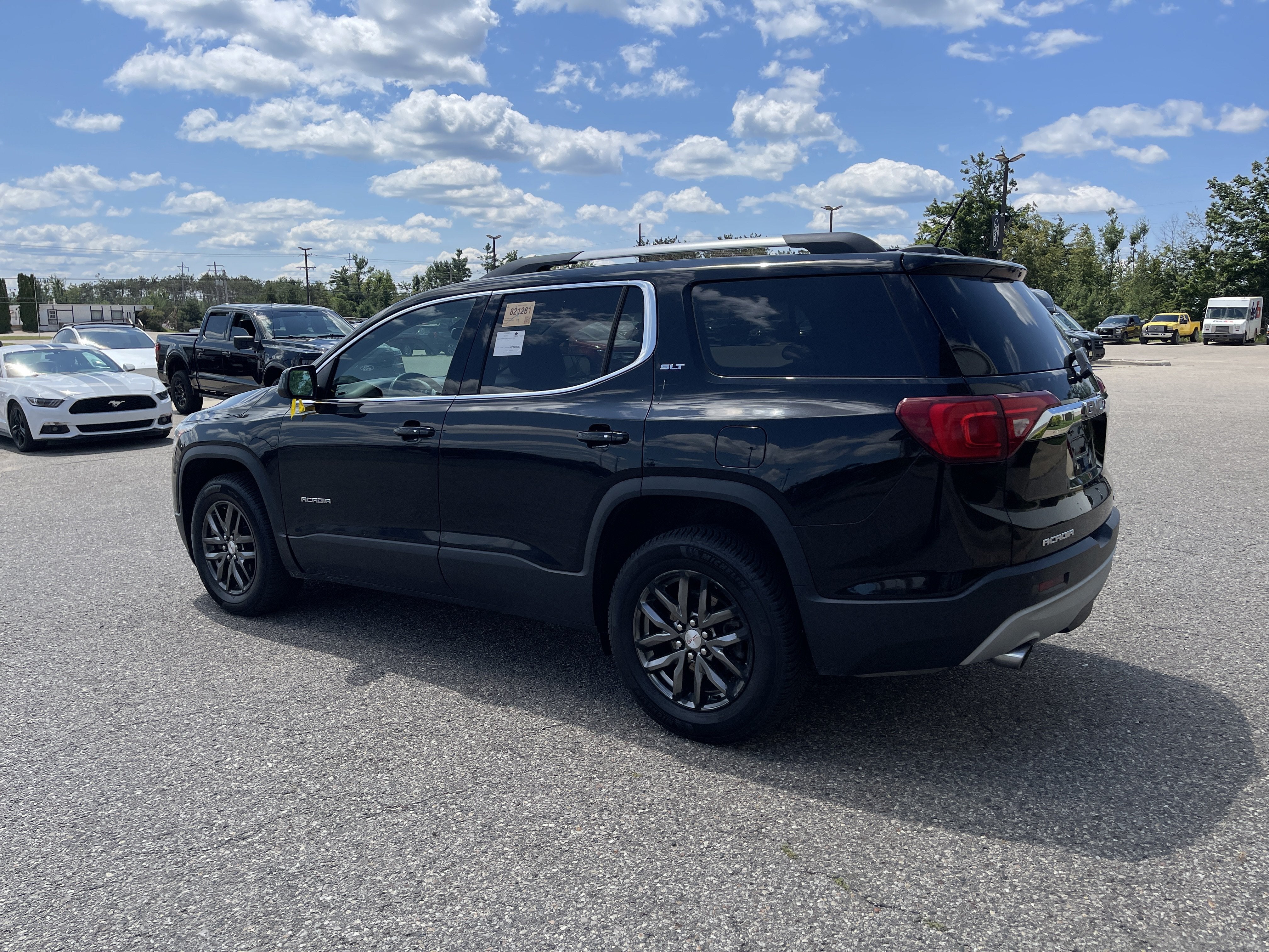 2017 GMC Acadia SLT