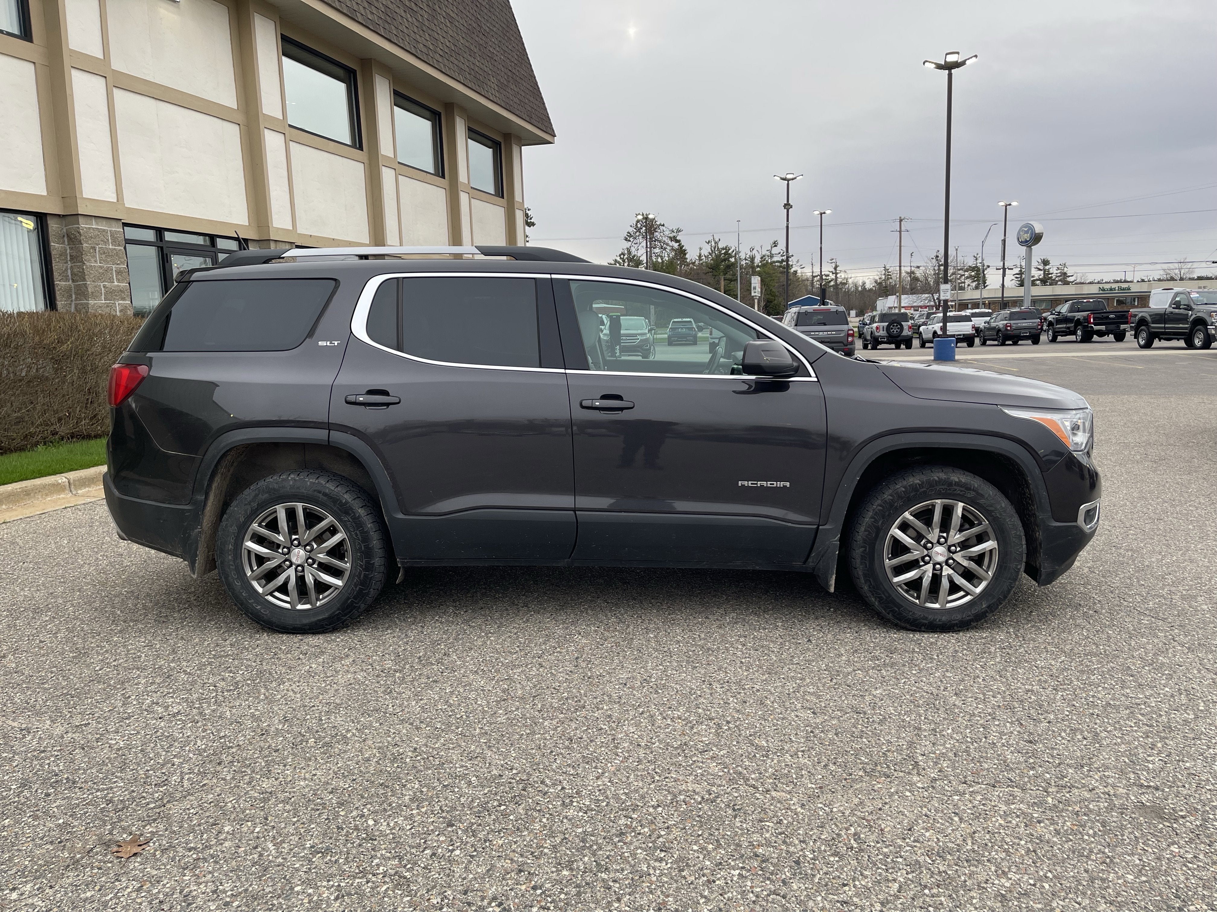 2019 GMC Acadia SLT