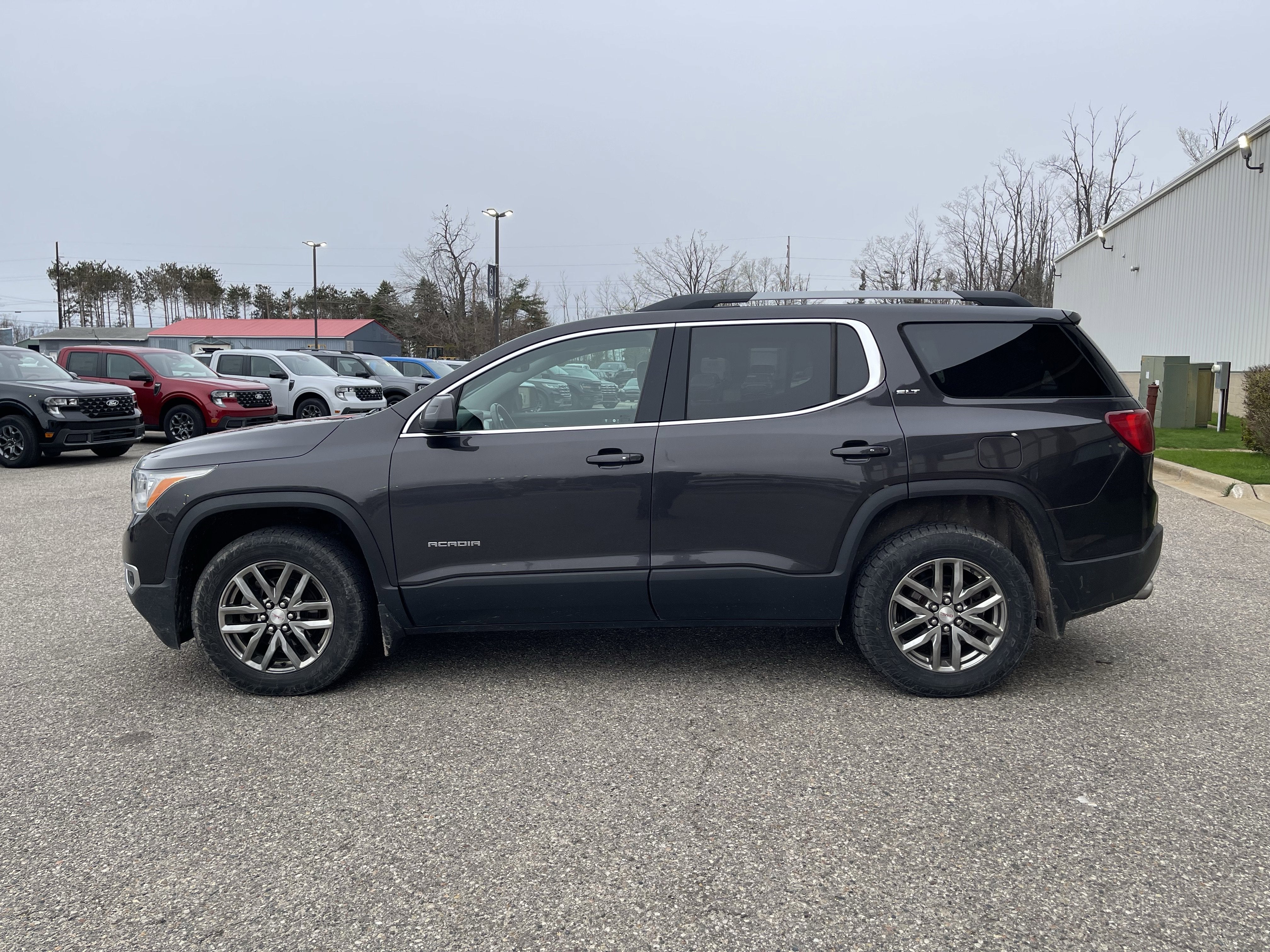 2019 GMC Acadia SLT