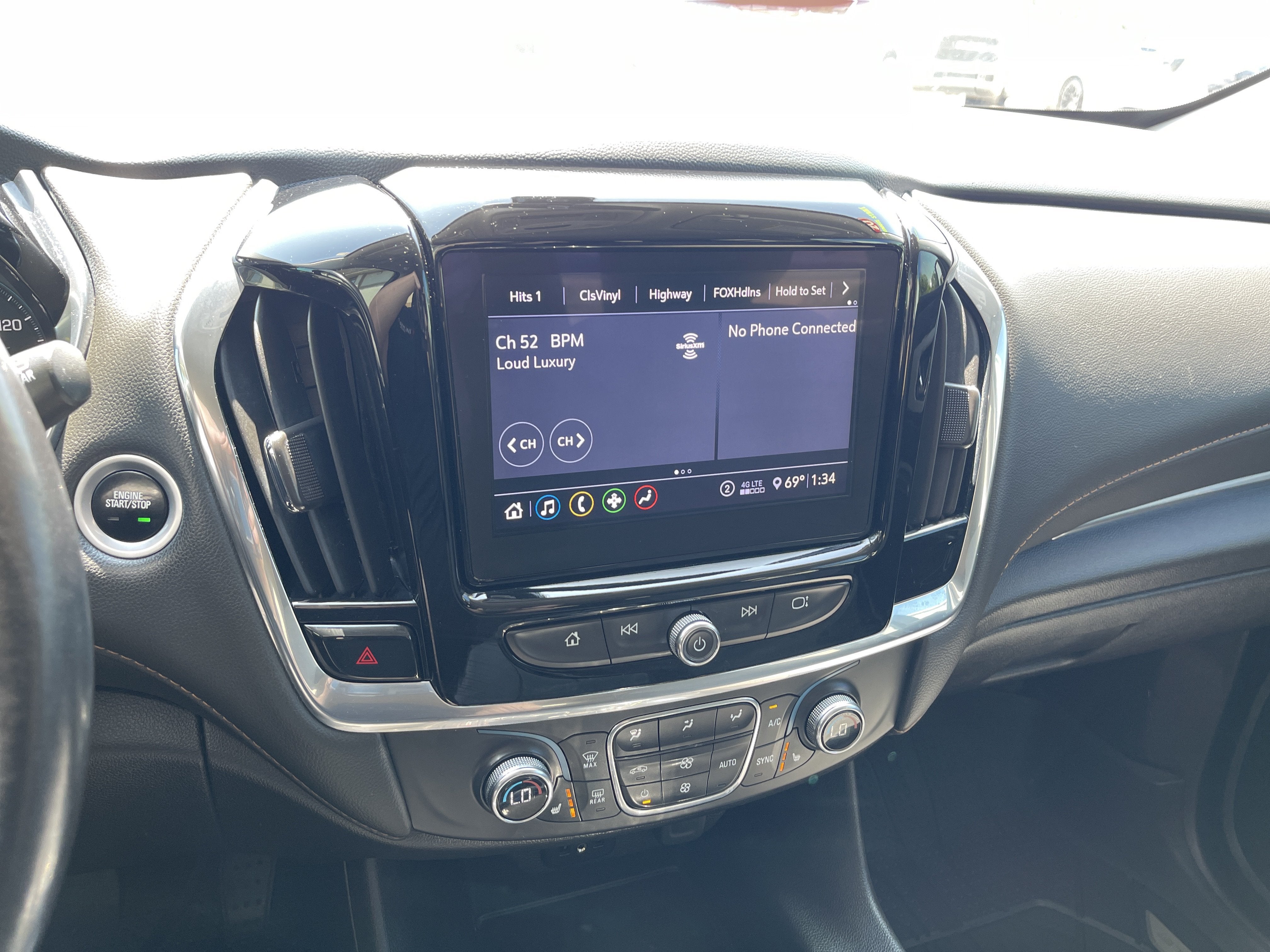 2020 Chevrolet Traverse LT Cloth