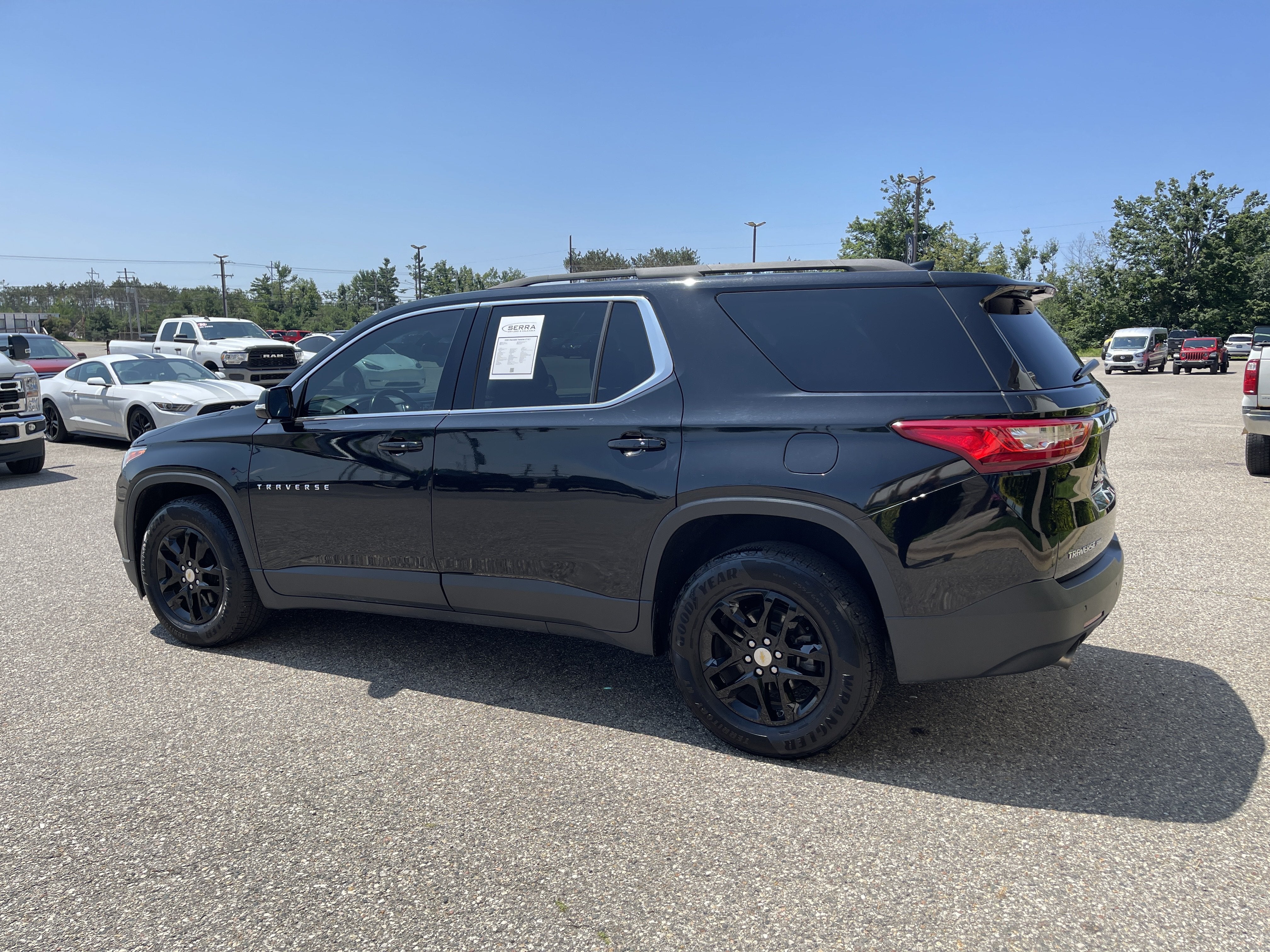 2020 Chevrolet Traverse LT Cloth