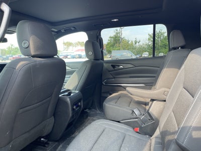 2025 Chevrolet Traverse AWD LT