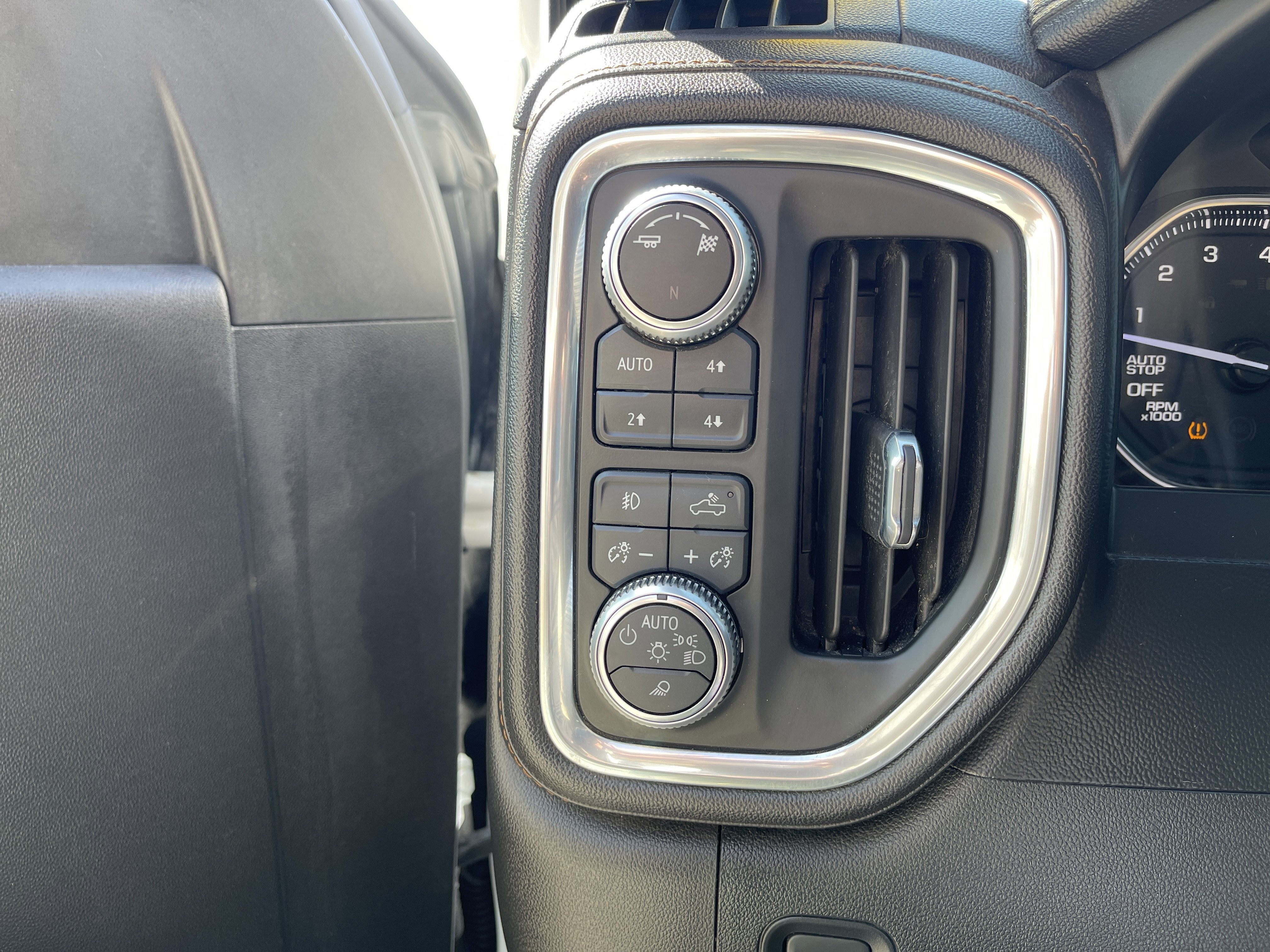 2019 GMC Sierra 1500 AT4