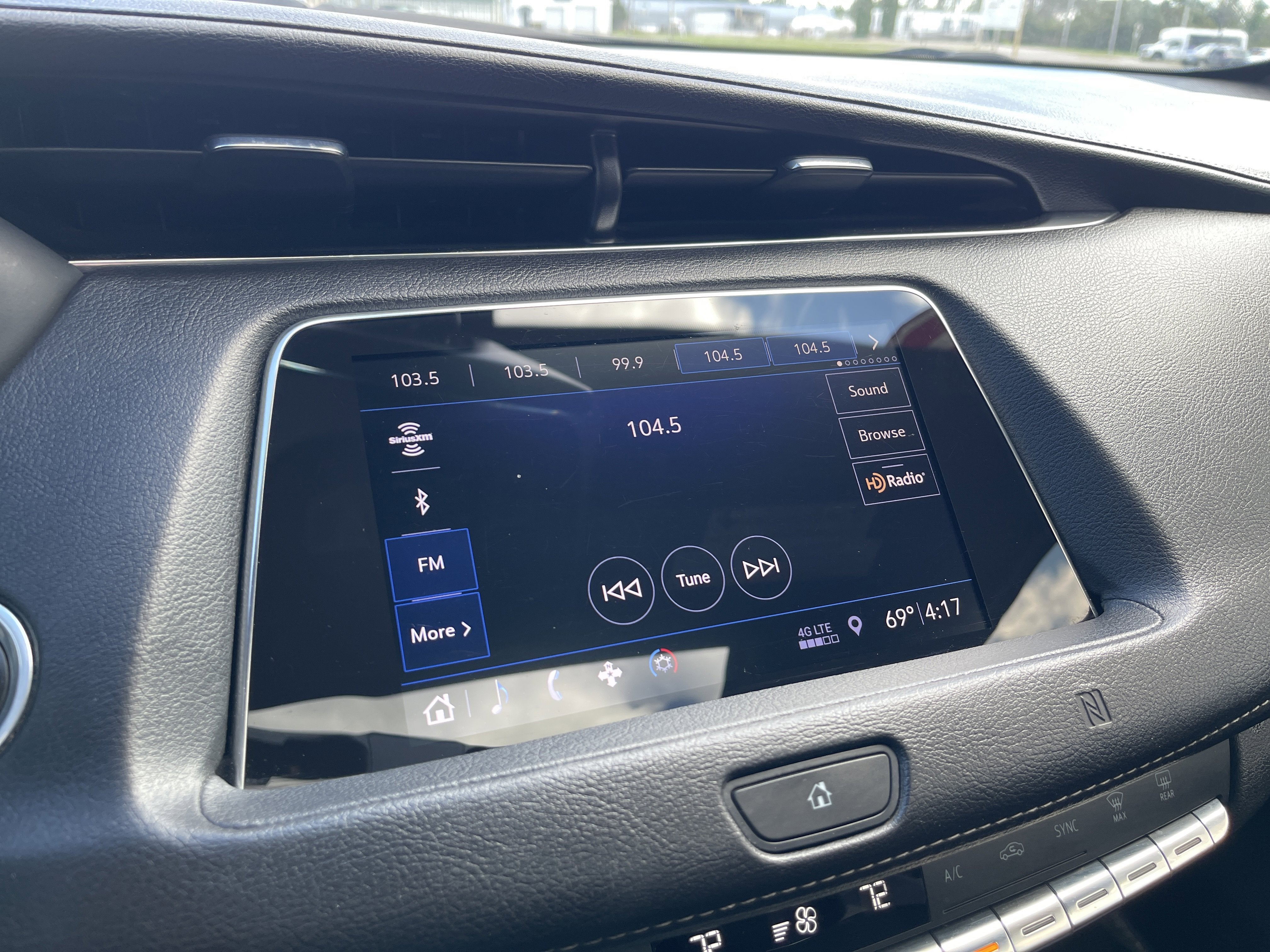 2019 Cadillac XT4 AWD Premium Luxury