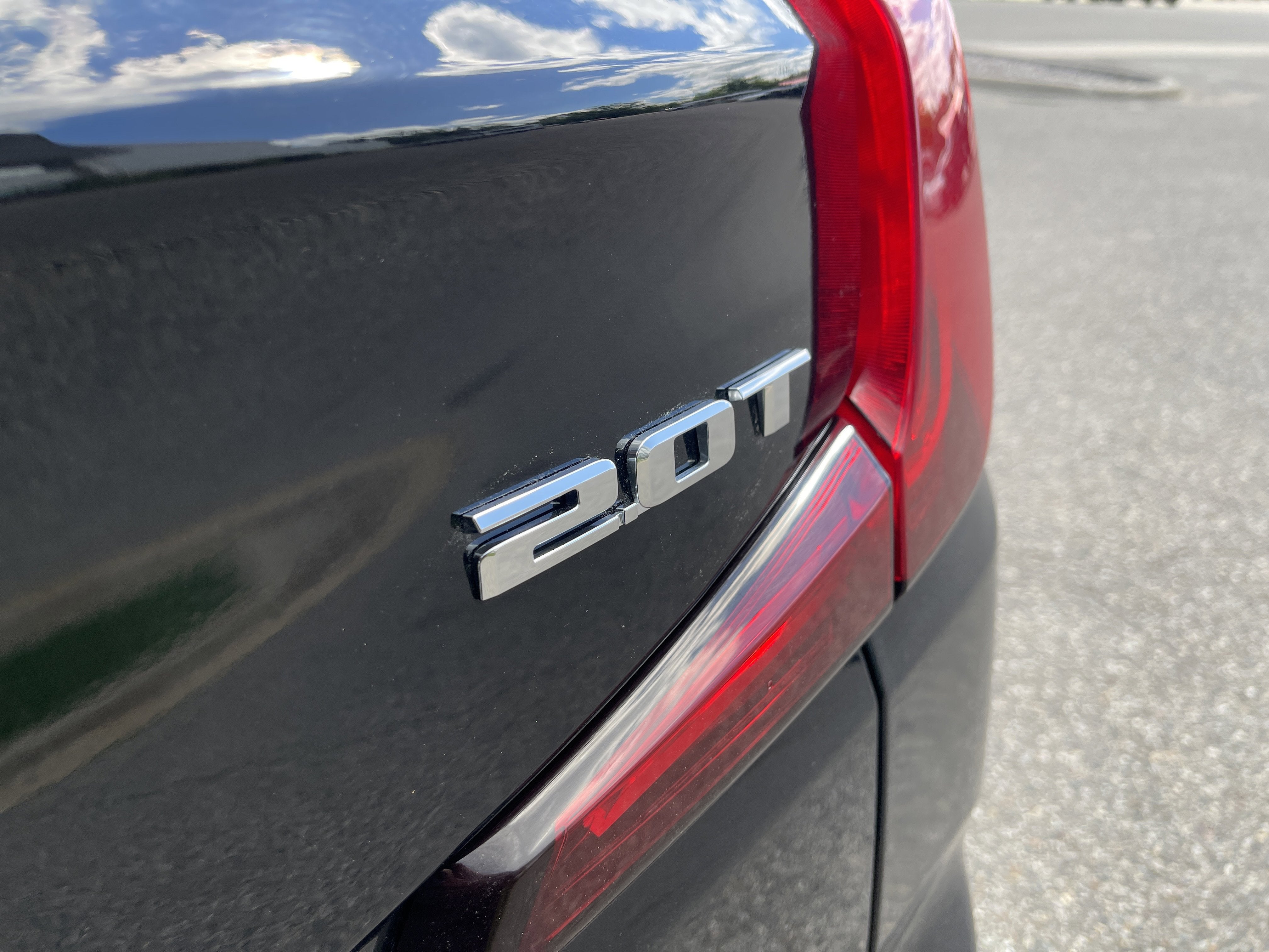 2019 Cadillac XT4 AWD Premium Luxury